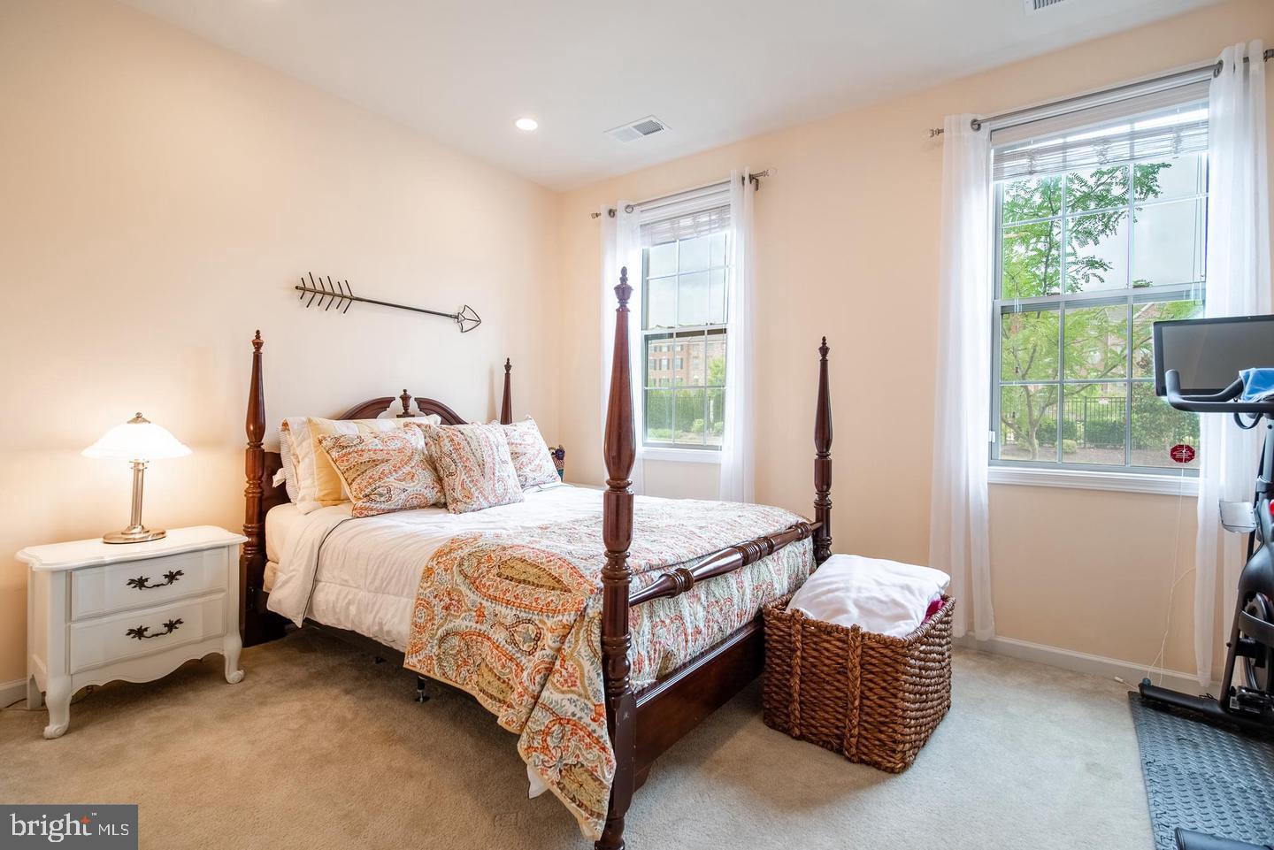 MOOREFIELD - Residential Lease