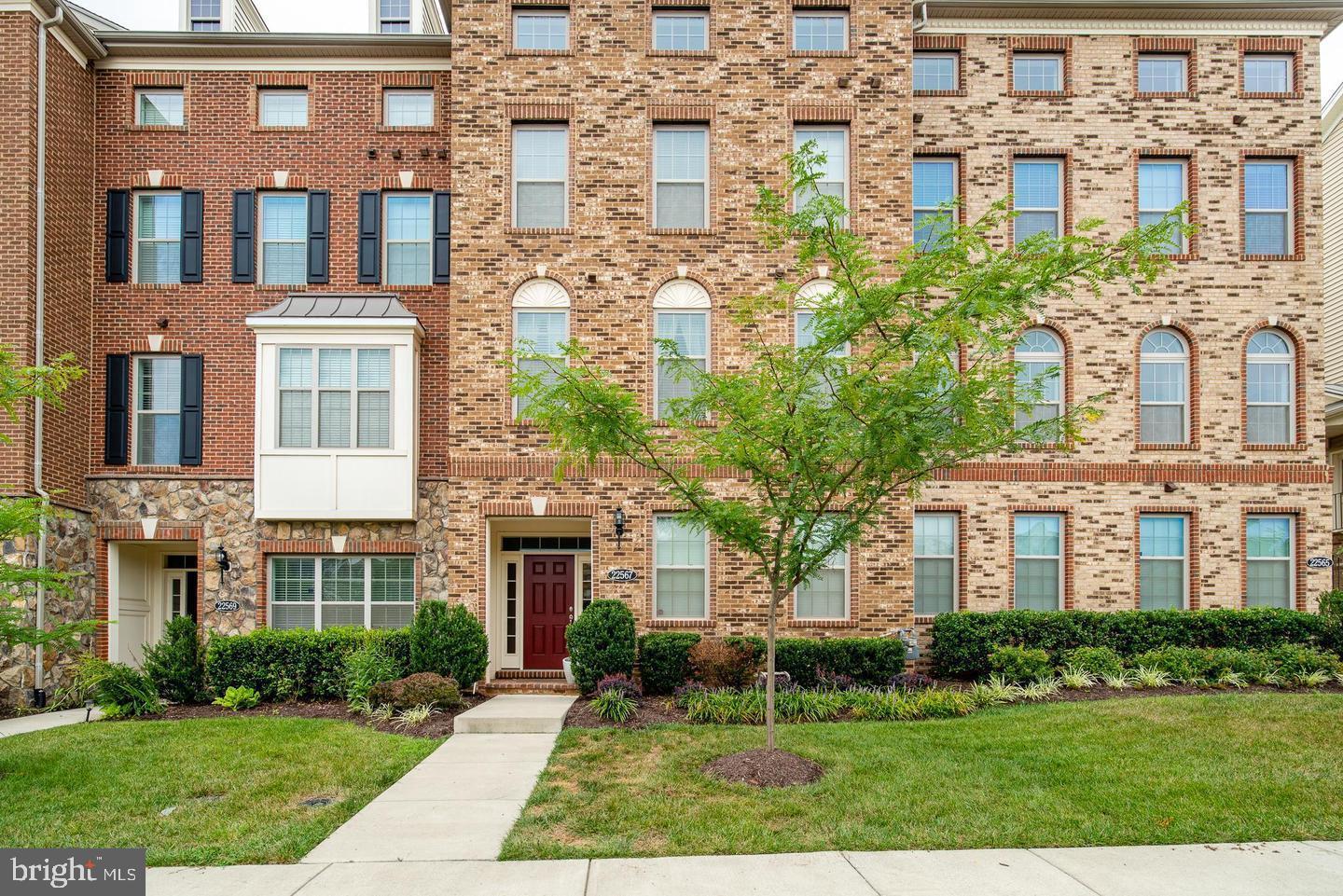 MOOREFIELD - Residential Lease