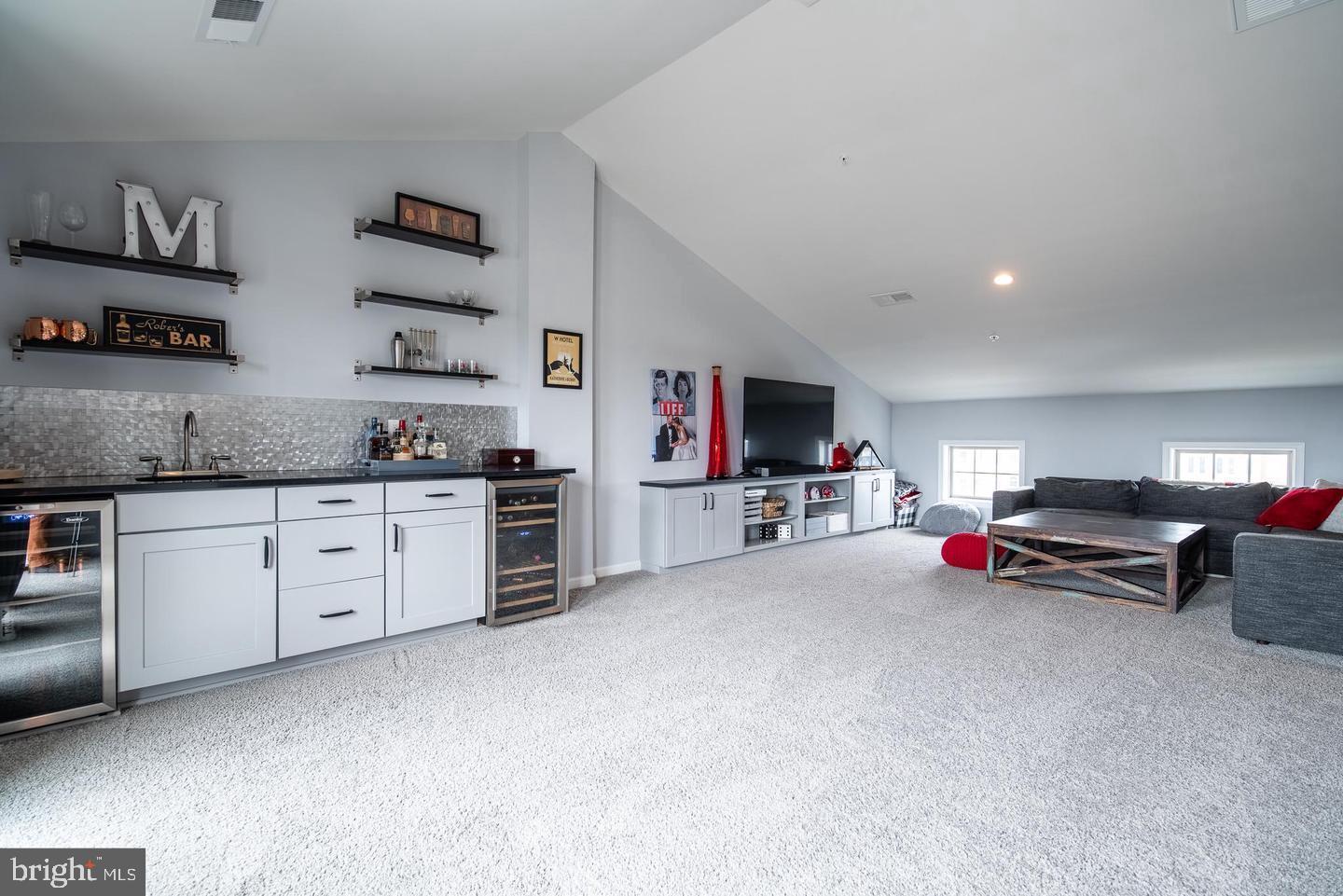 MOOREFIELD - Residential Lease