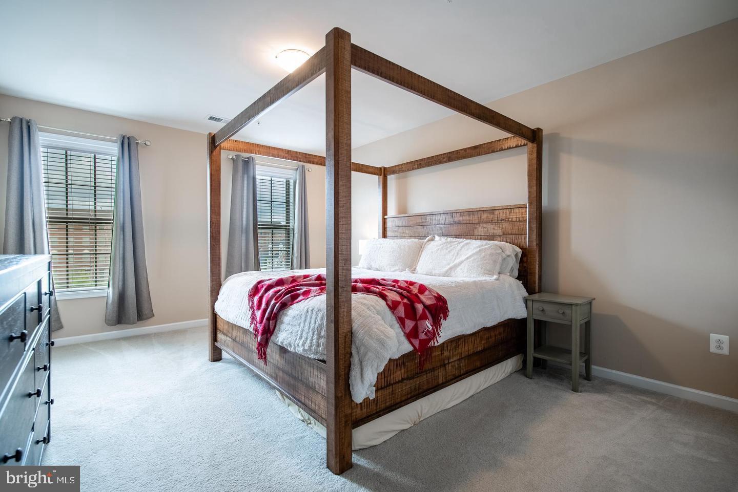 MOOREFIELD - Residential Lease