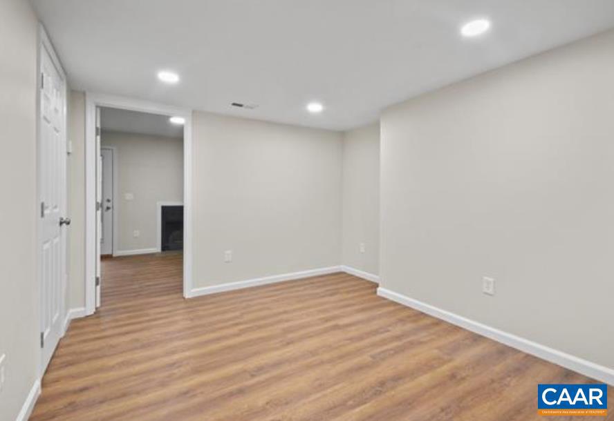 WERTLAND COMMONS - Residential Lease