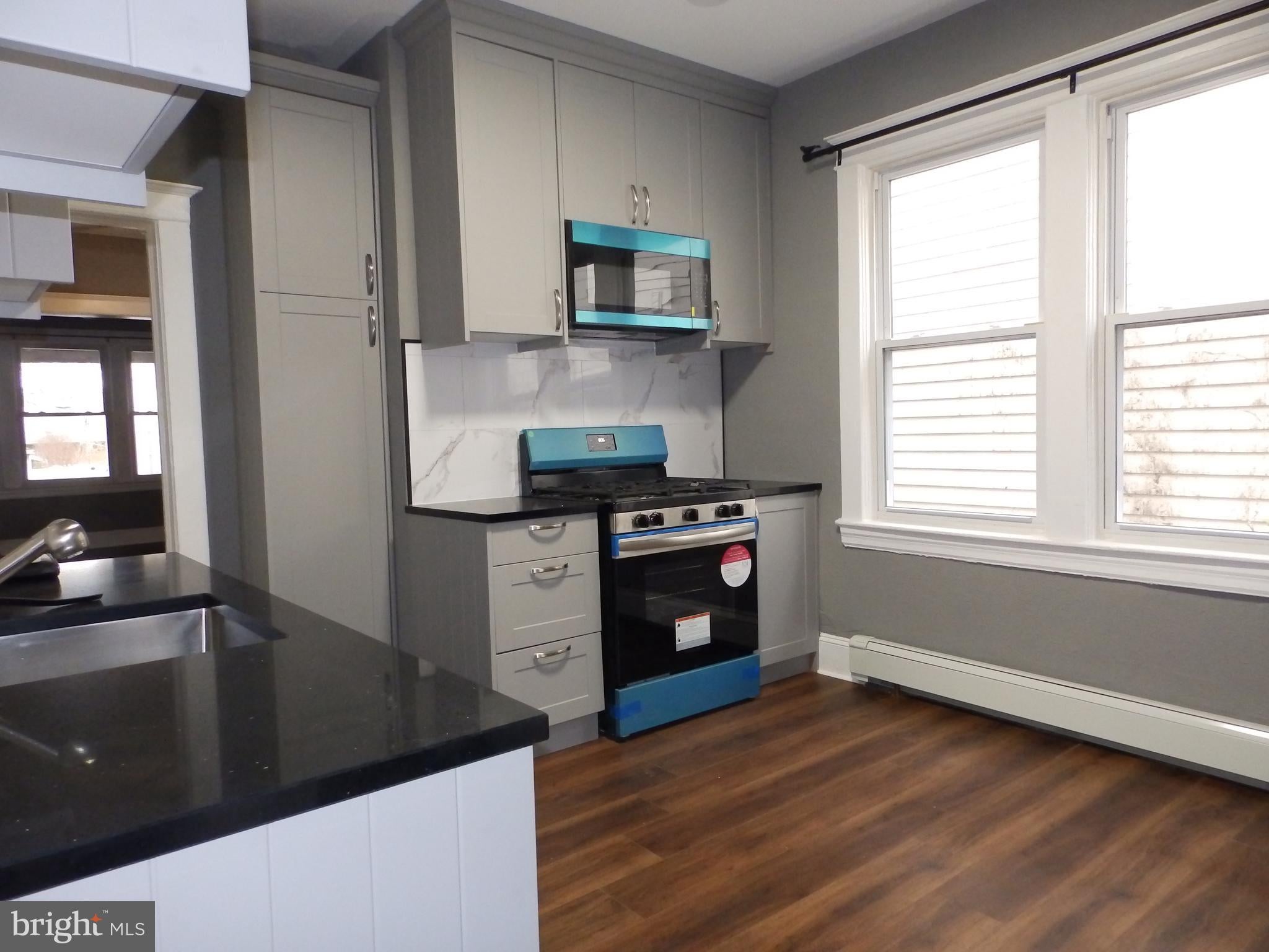 20 LYTLE STREET APT. 3