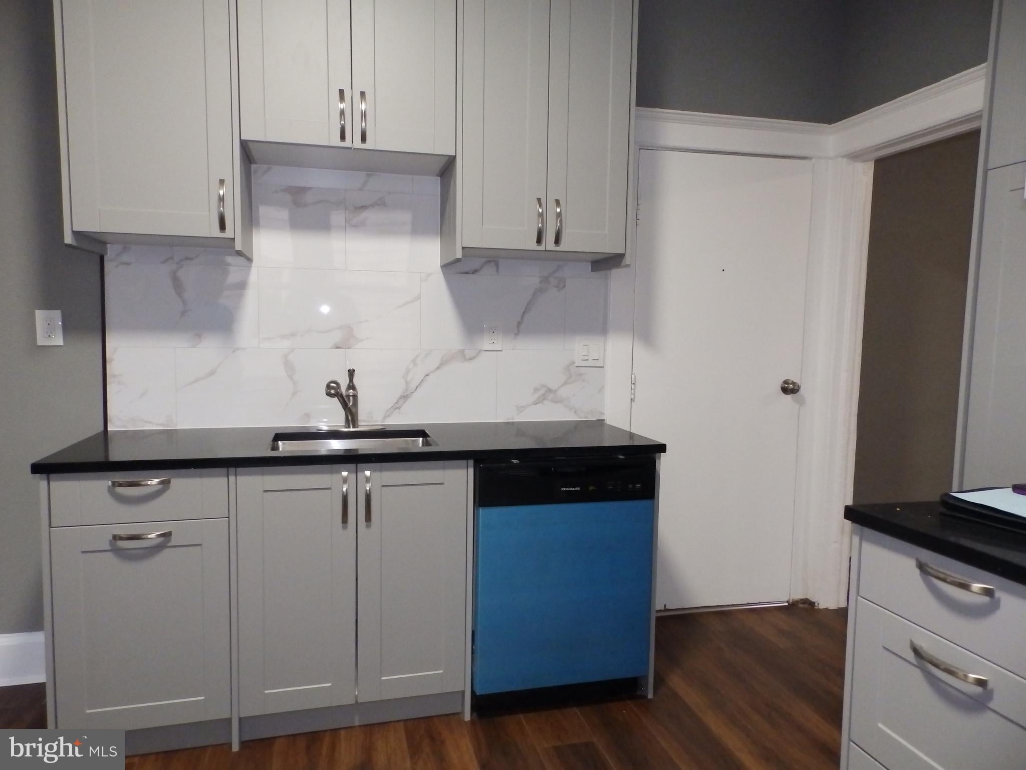 20 LYTLE STREET APT. 3