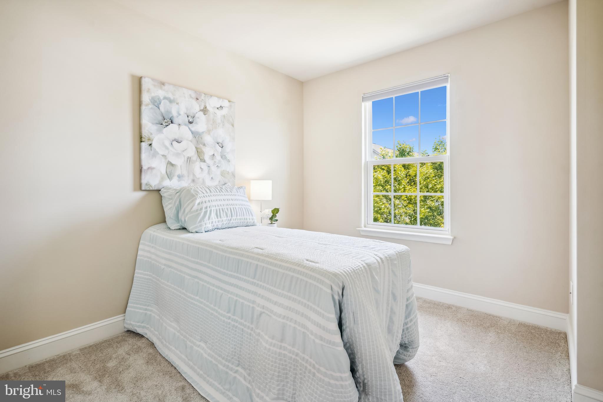 TRIANGLE HIGHLANDS CONDO - Residential