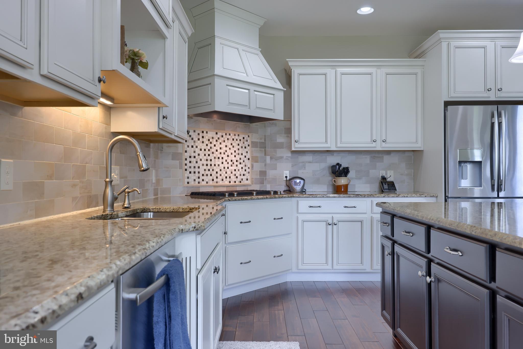 SUNSET RIDGE - Residential