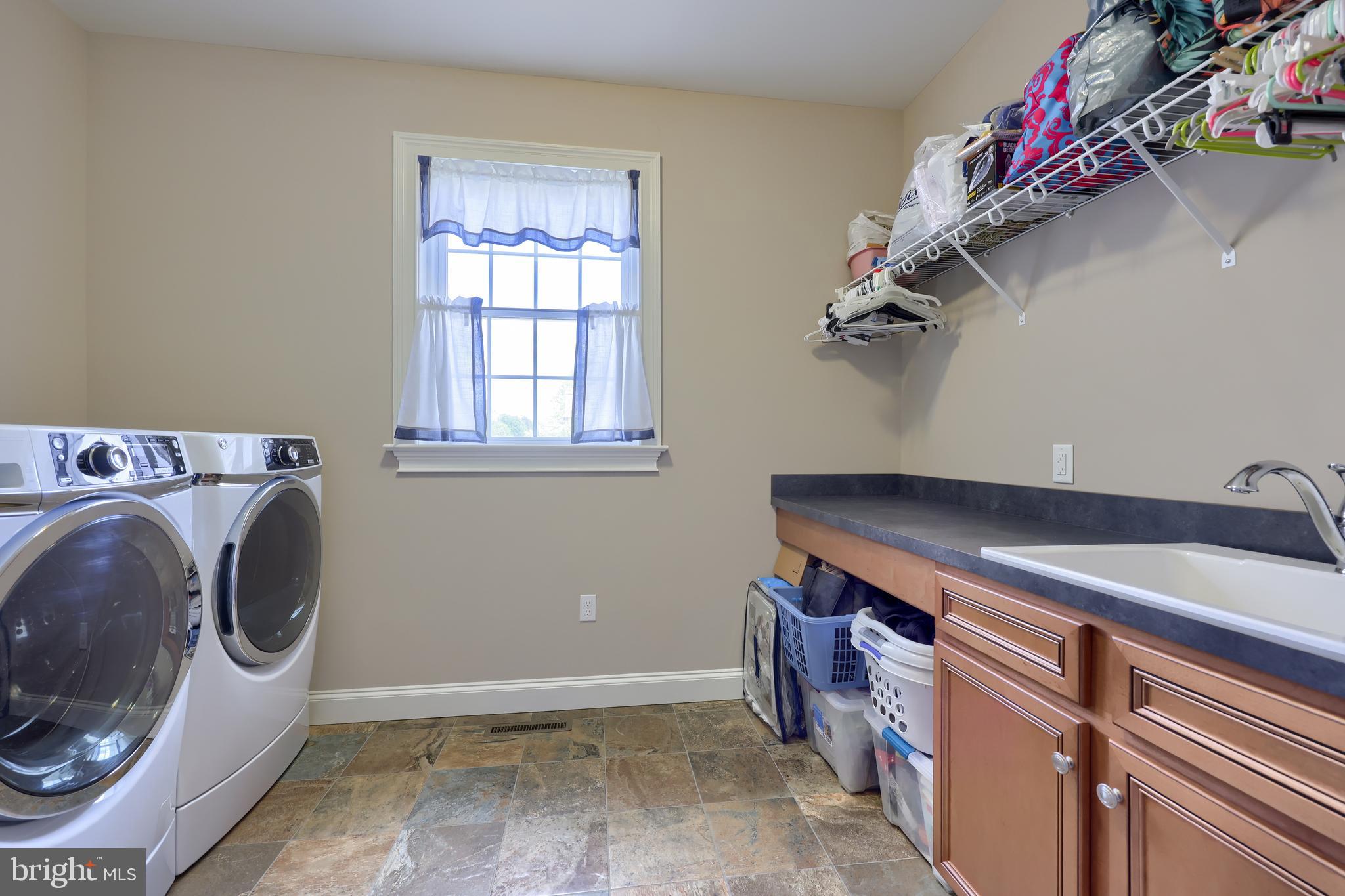 SUNSET RIDGE - Residential