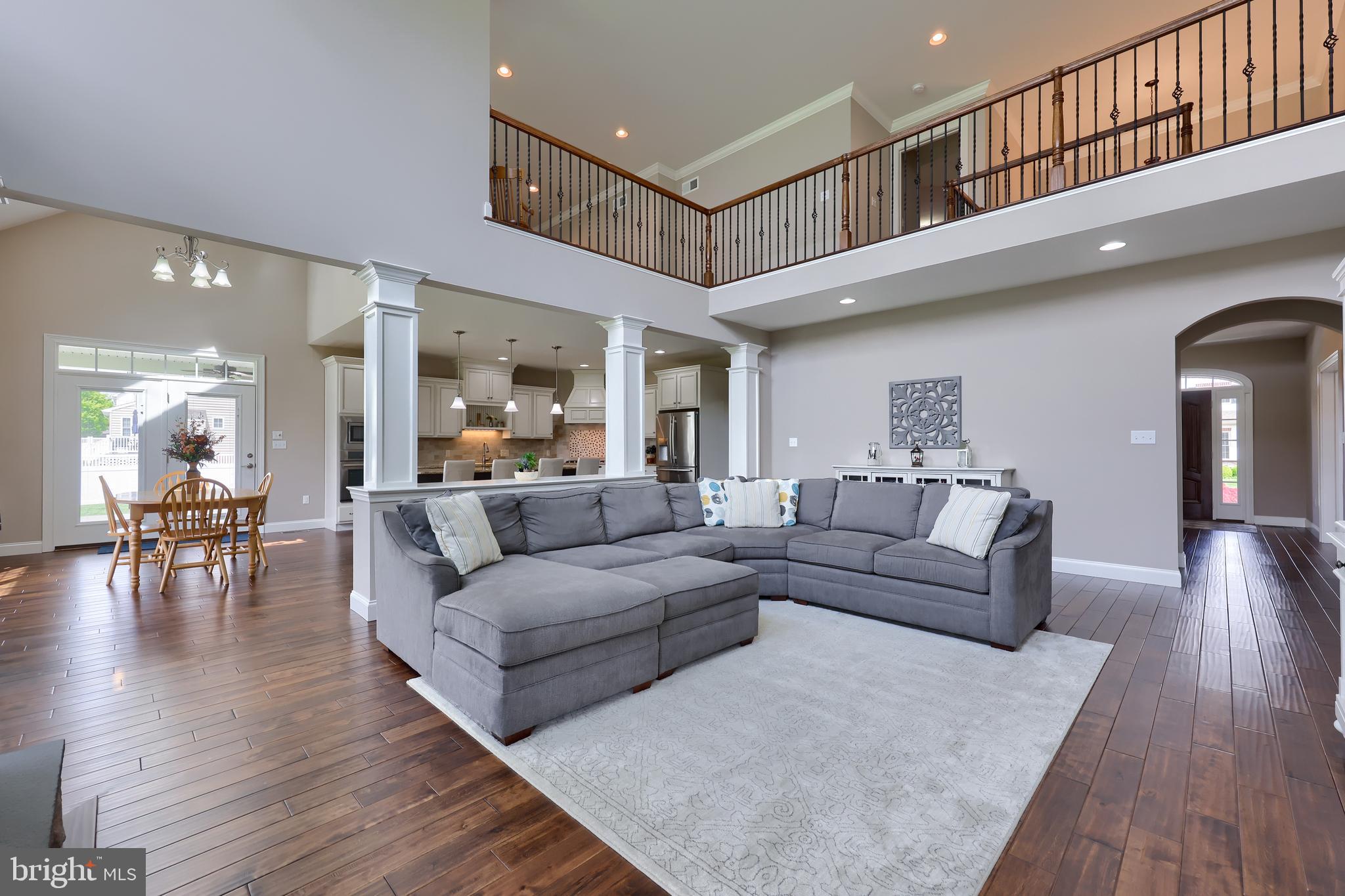 SUNSET RIDGE - Residential