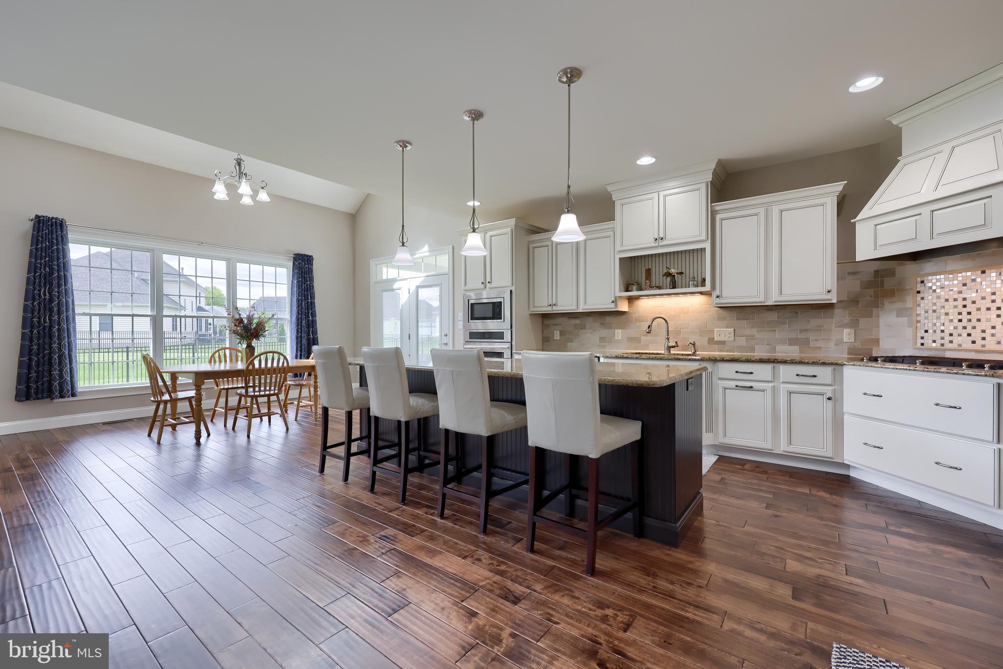 SUNSET RIDGE - Residential