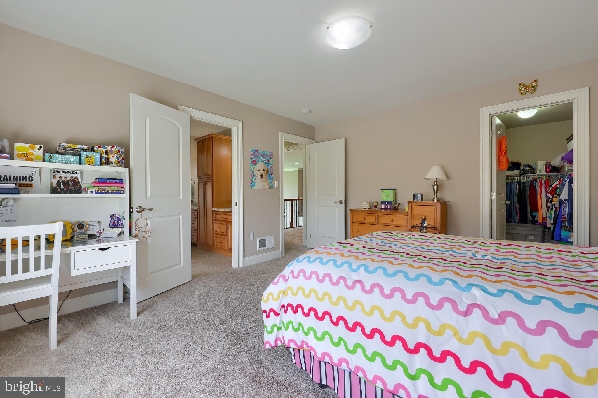 SUNSET RIDGE - Residential