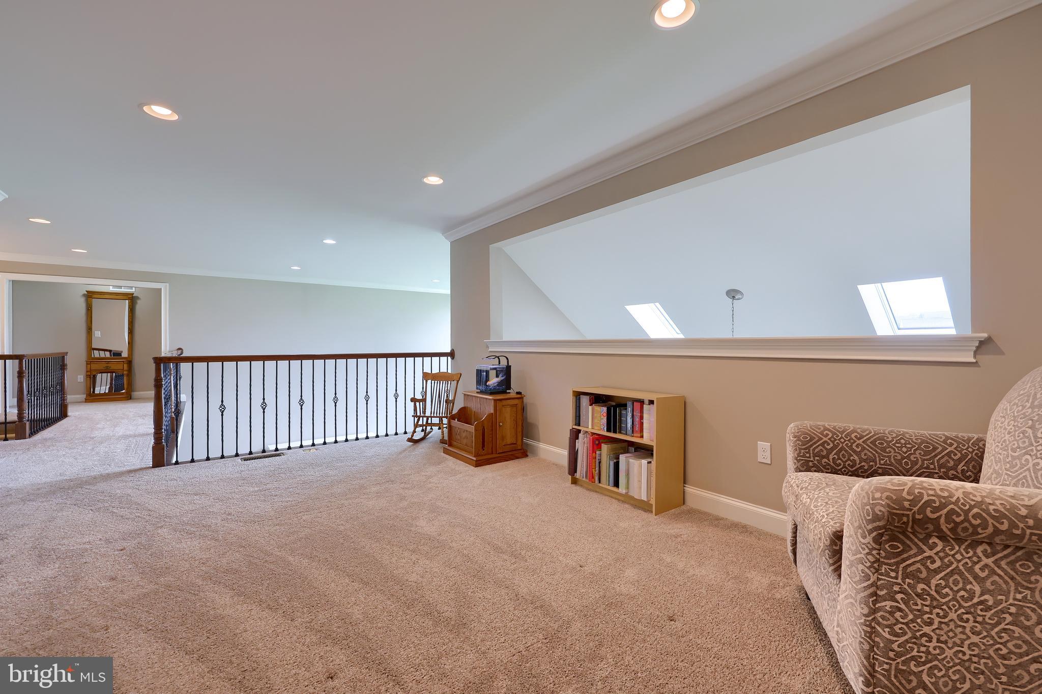 SUNSET RIDGE - Residential