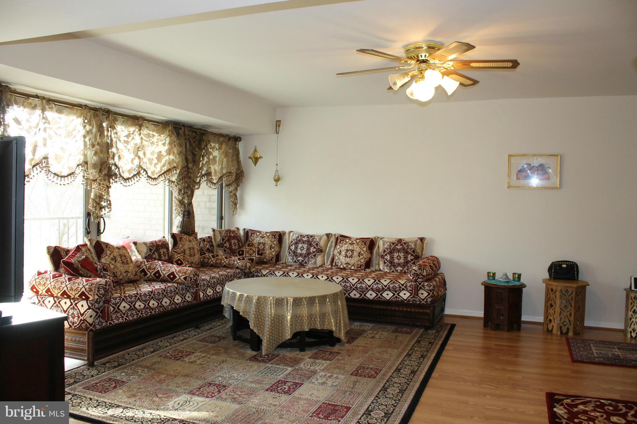 CANTERBURY SQUARE - Residential