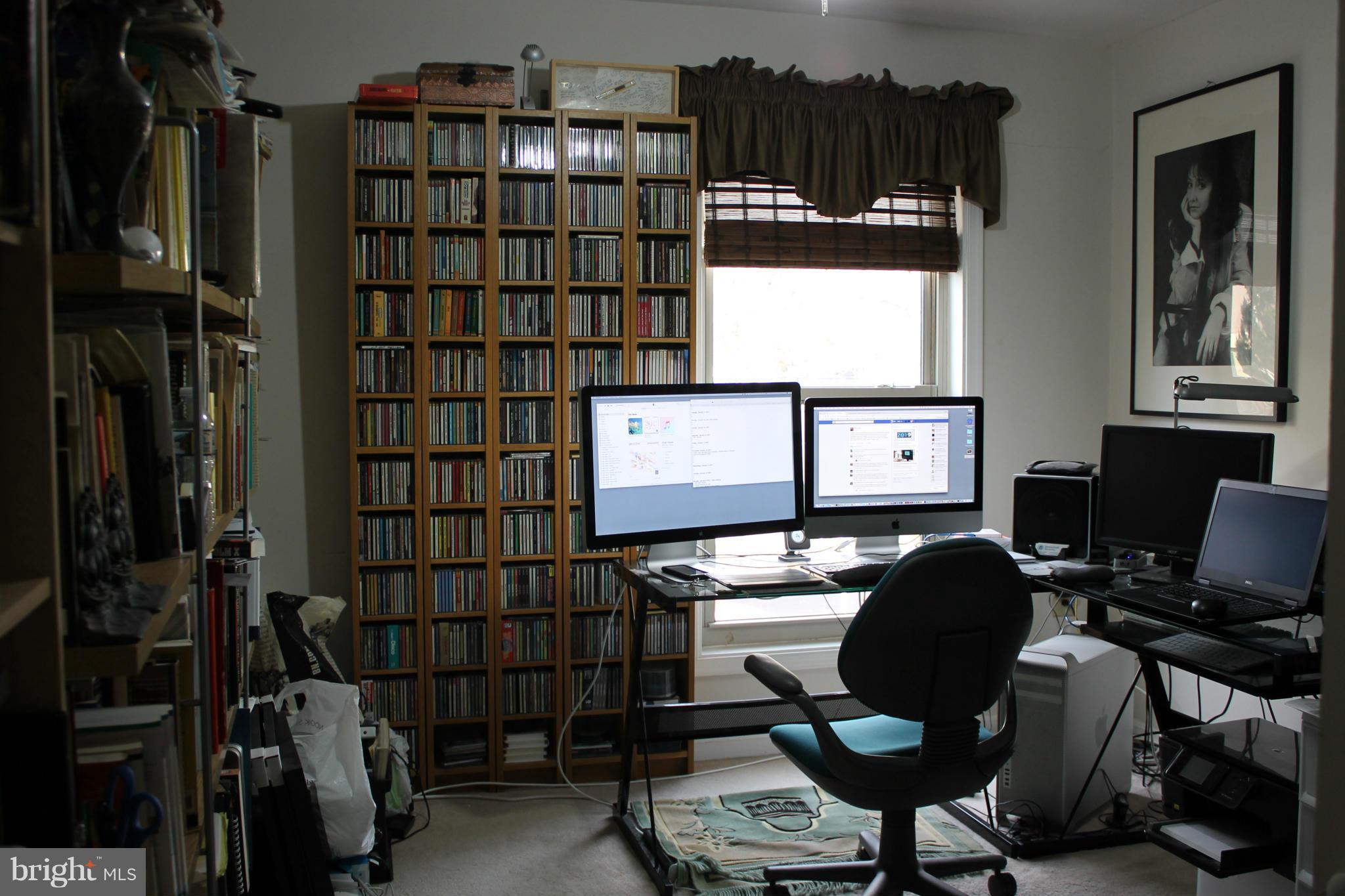 CANTERBURY SQUARE - Residential