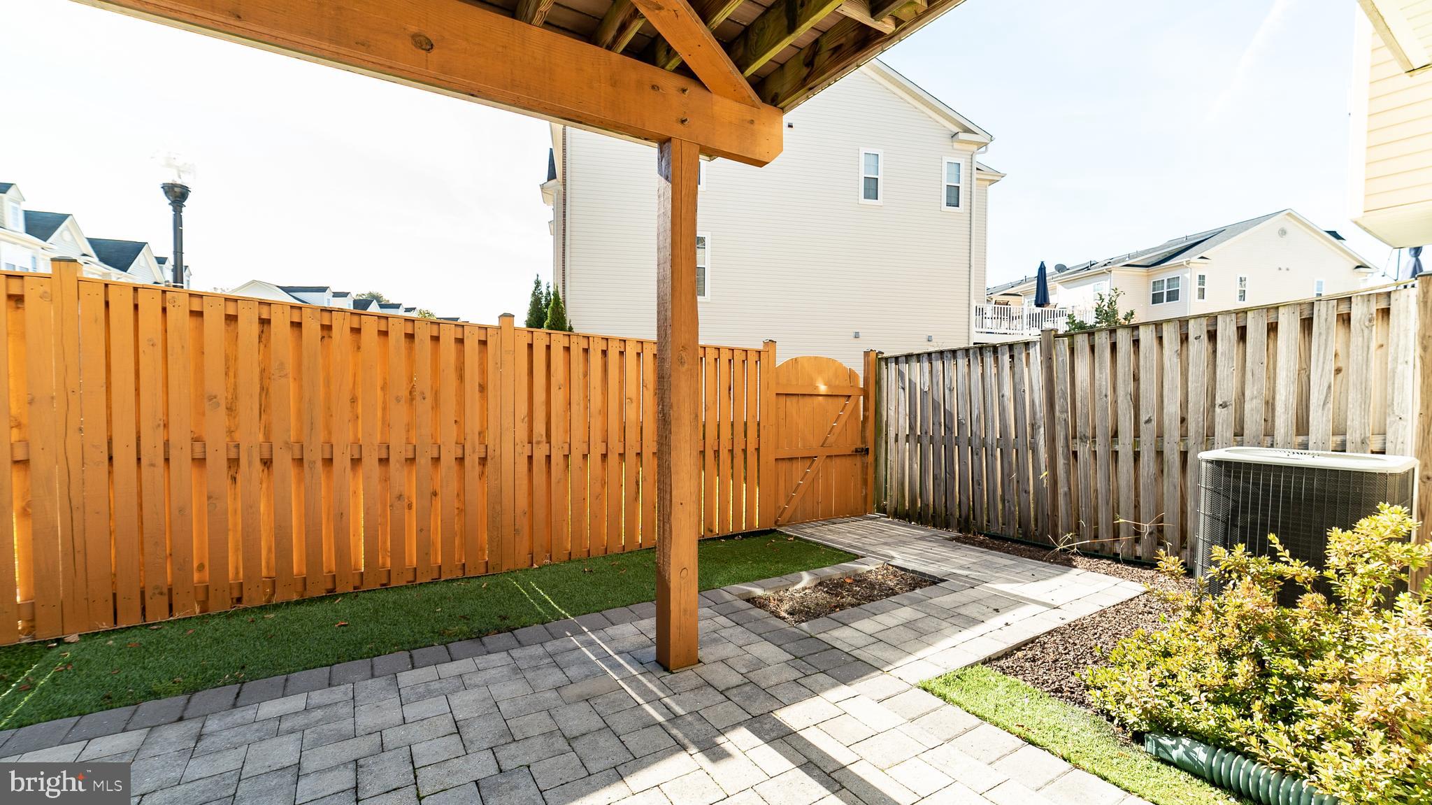 TANYARD SPRINGS - Residential