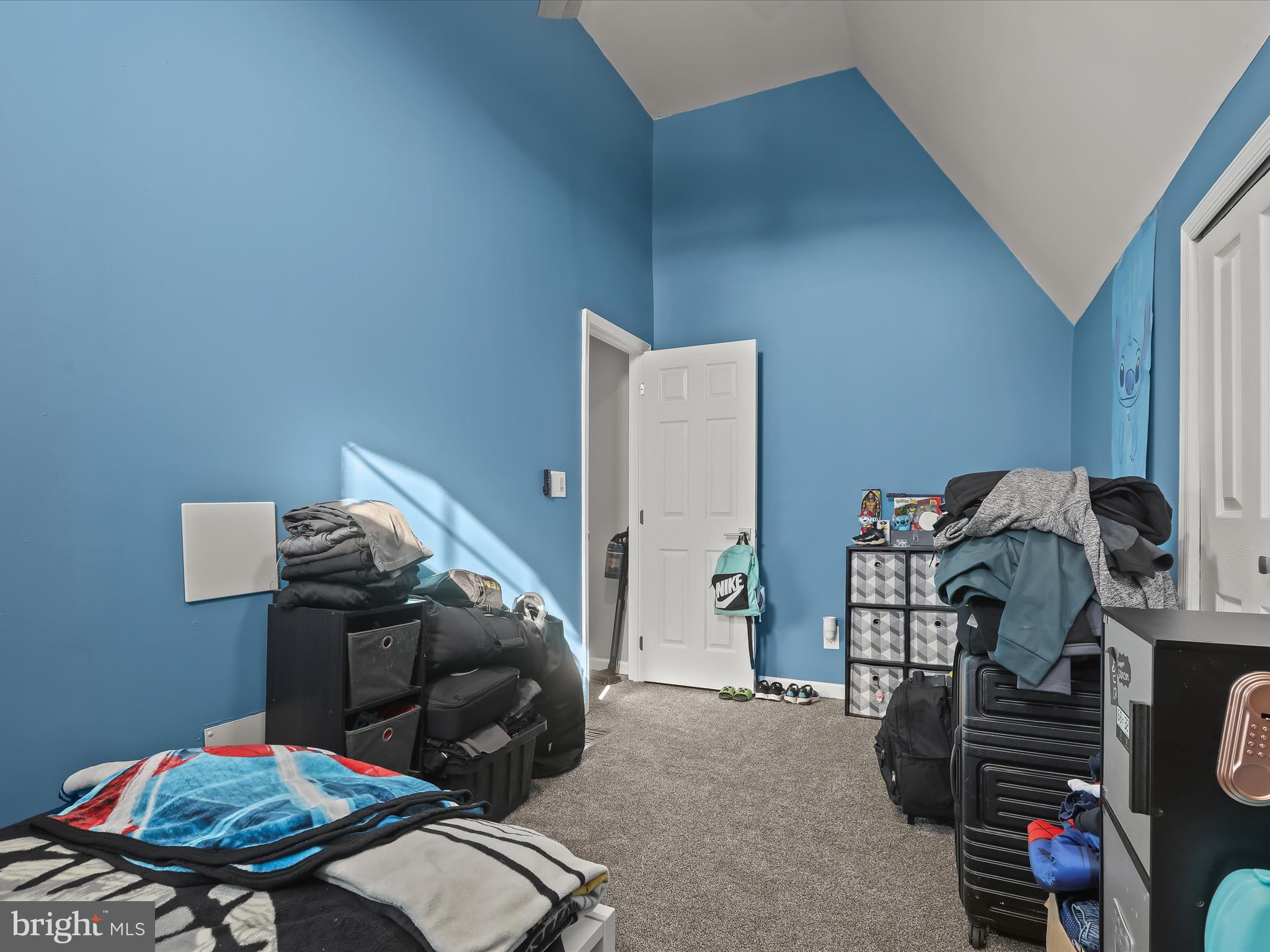 HILLENDALE PARK - Residential