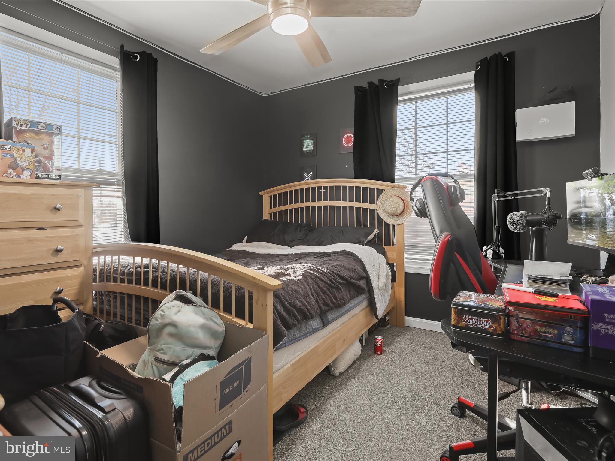 HILLENDALE PARK - Residential
