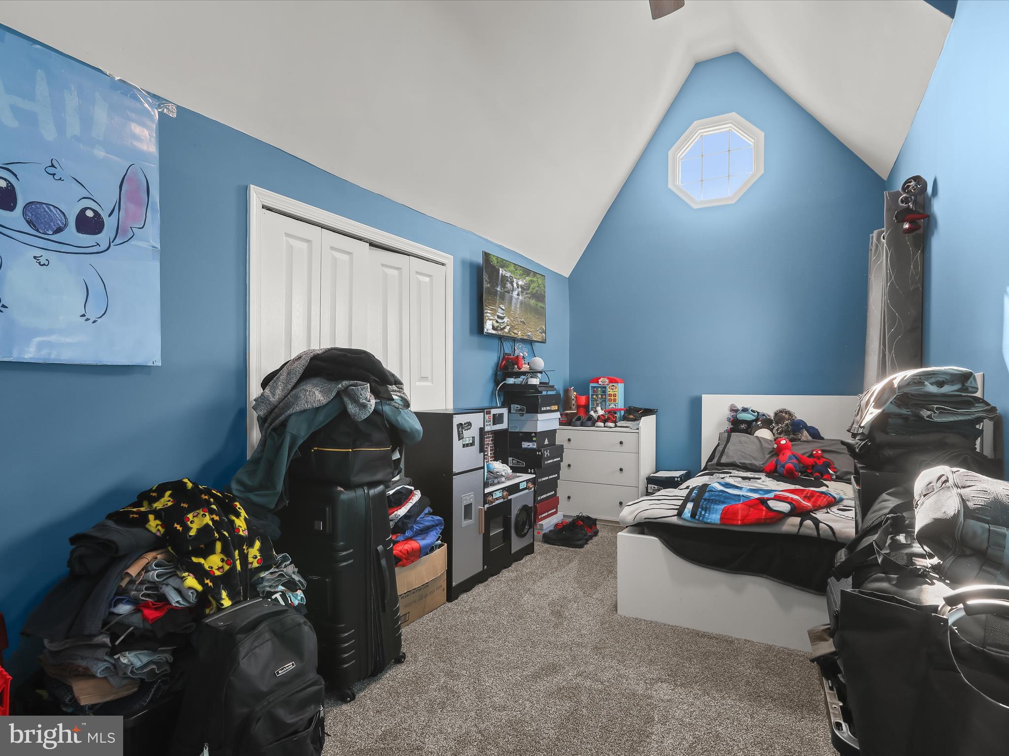 HILLENDALE PARK - Residential
