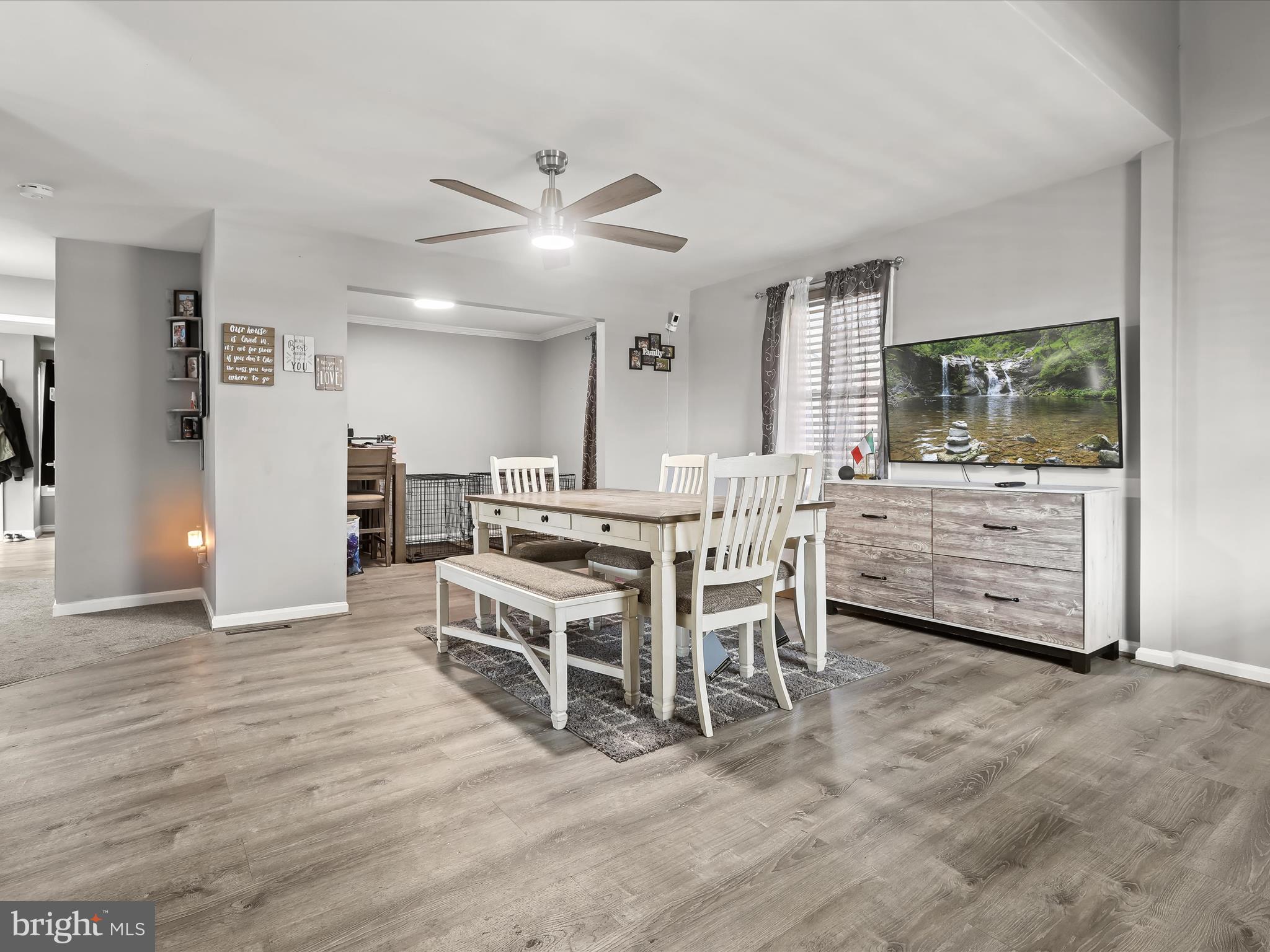 HILLENDALE PARK - Residential