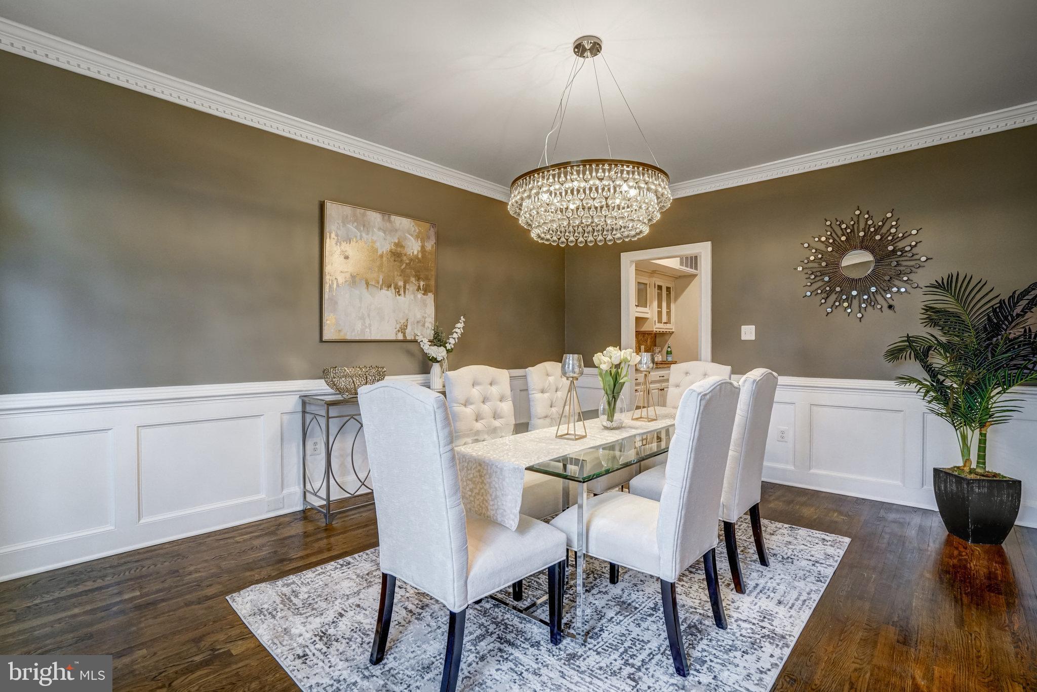 HILLSIDE MANOR - Residential