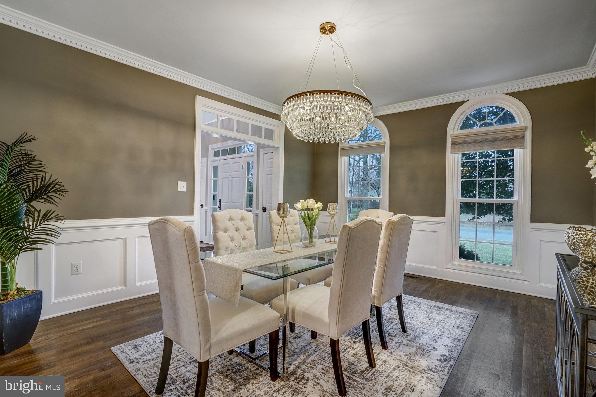 HILLSIDE MANOR - Residential