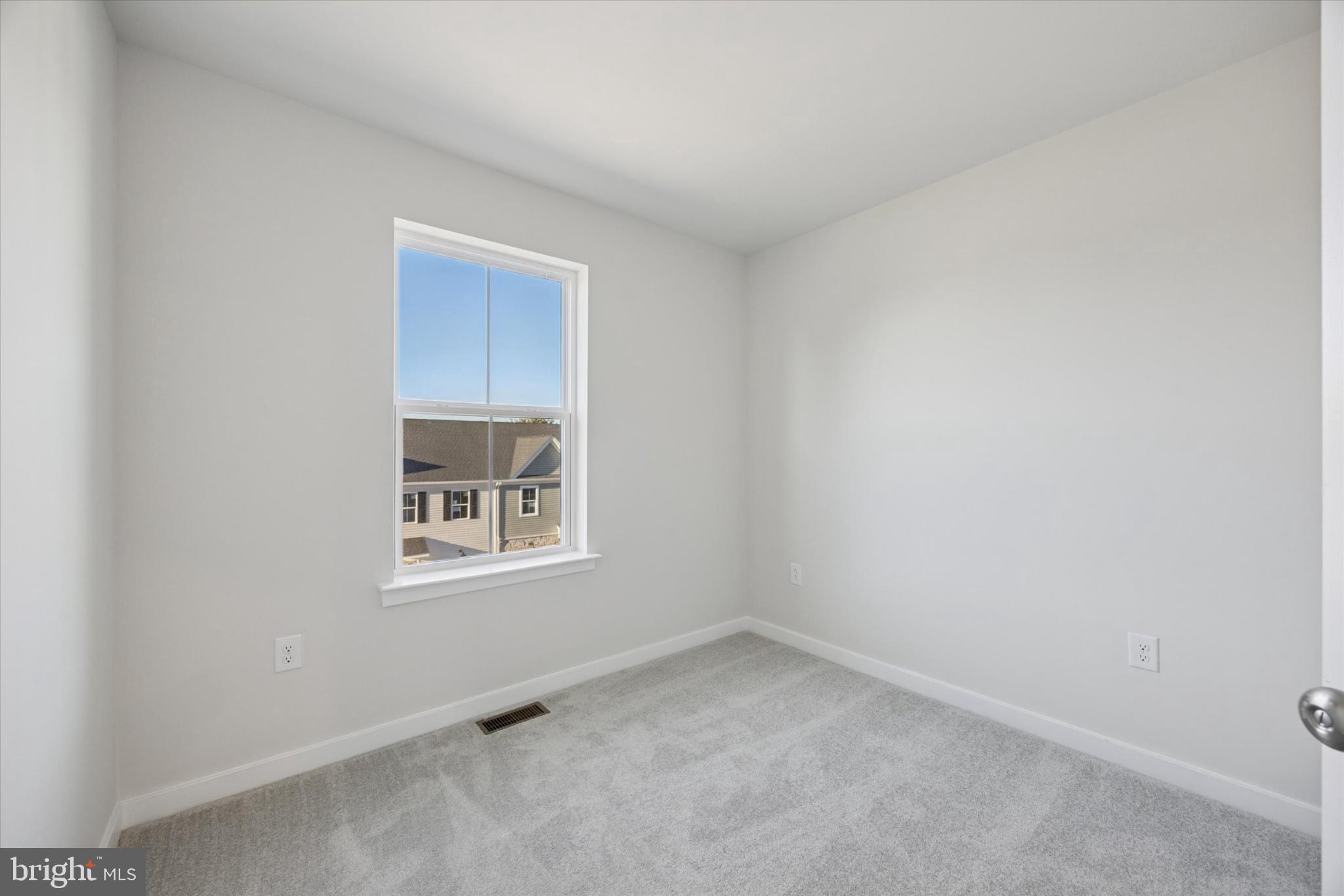 DOWNINGTOWN RIDGE - Residential Lease