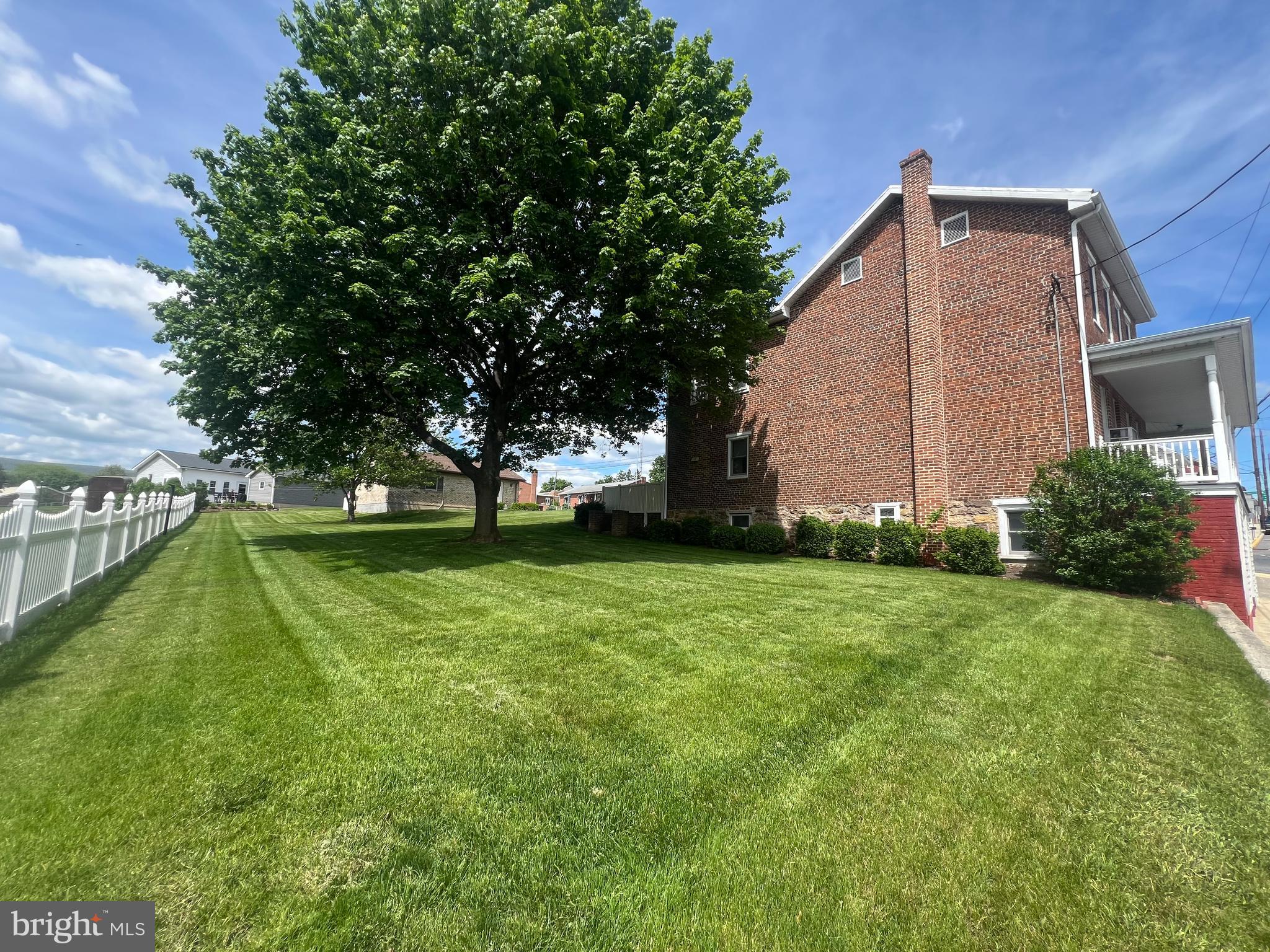 201 W MAIN STREET