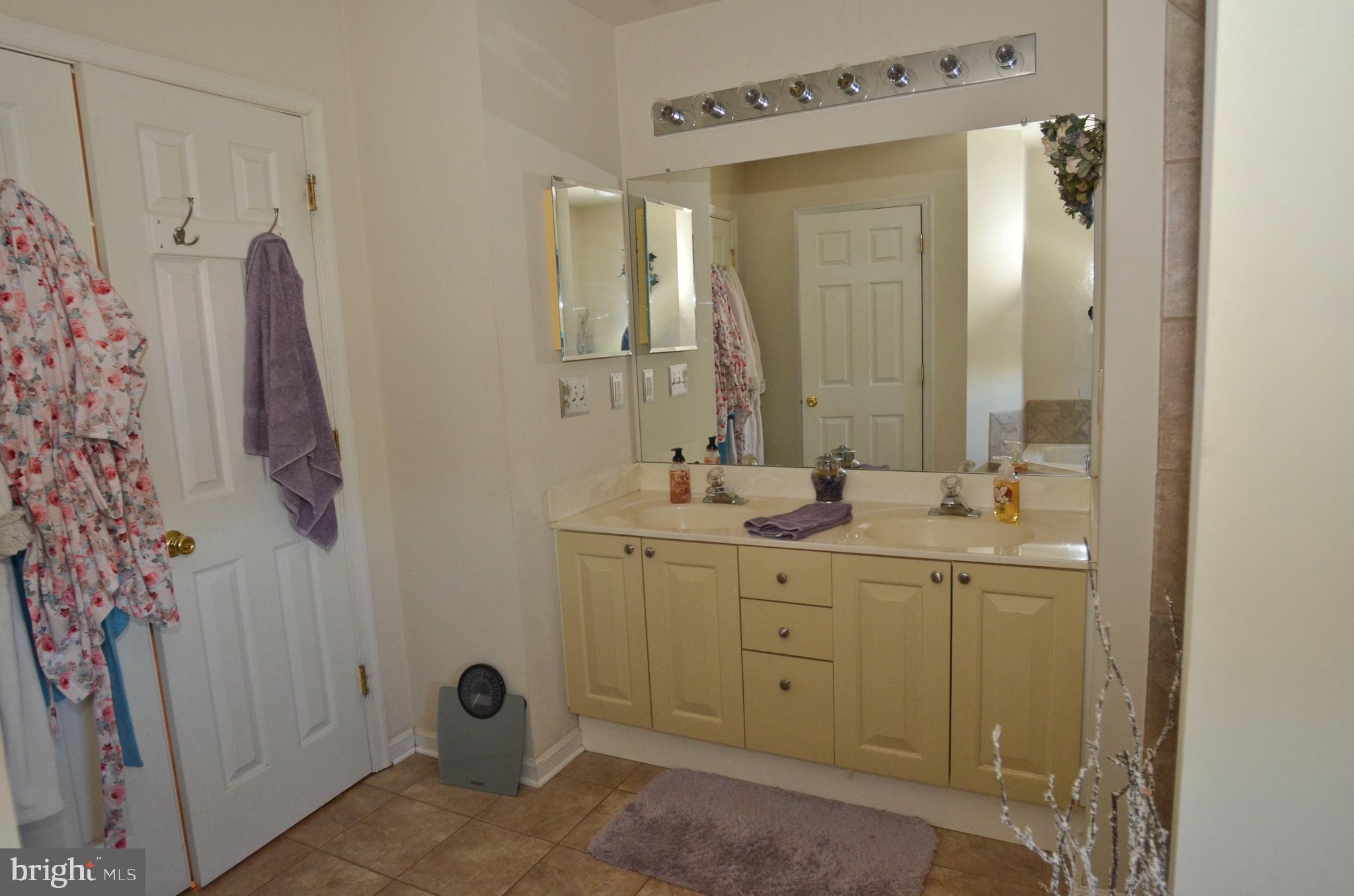 GAP VIEW VILLAGE - Residential