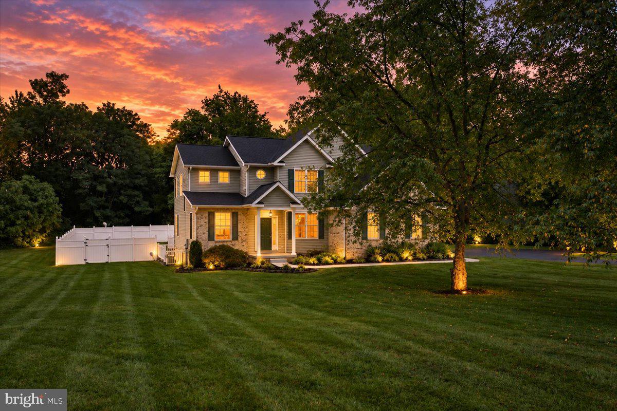 41 PLYMOUTH LANE