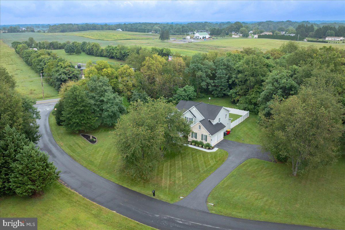 41 PLYMOUTH LANE