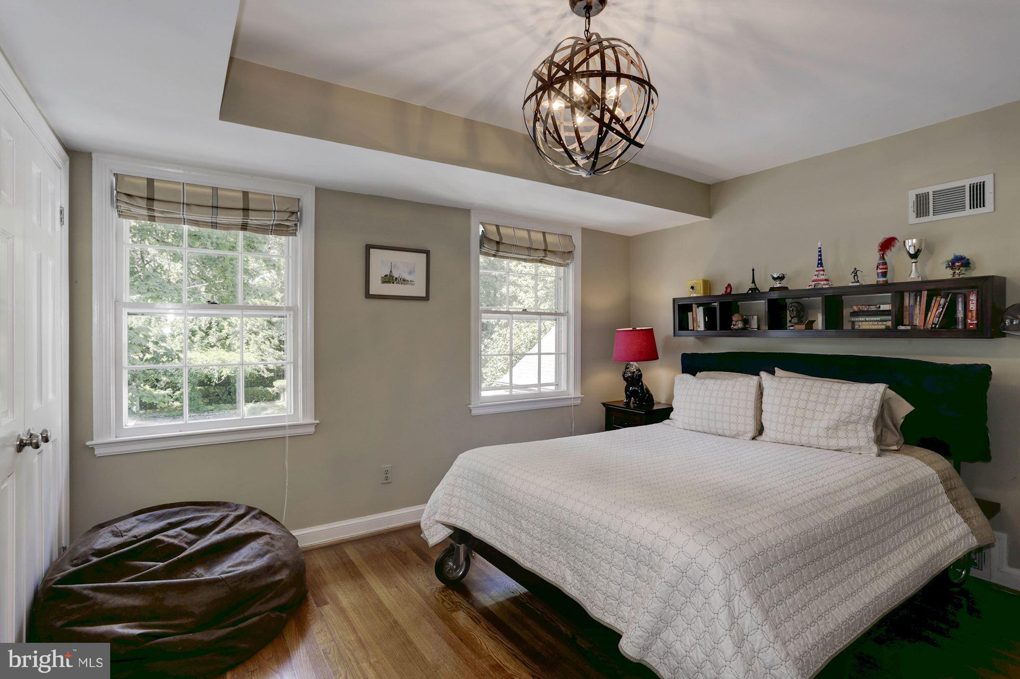 SPRING VALLEY - Residential