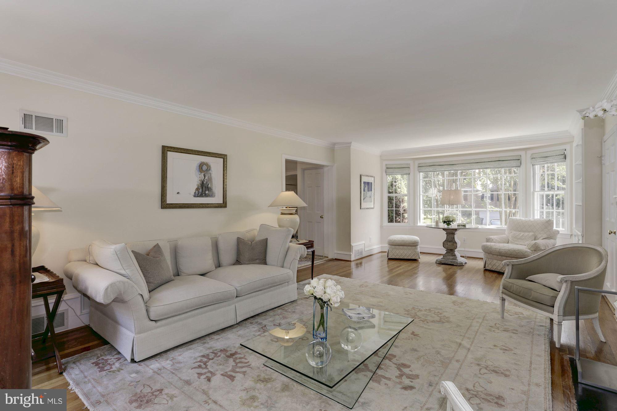 SPRING VALLEY - Residential