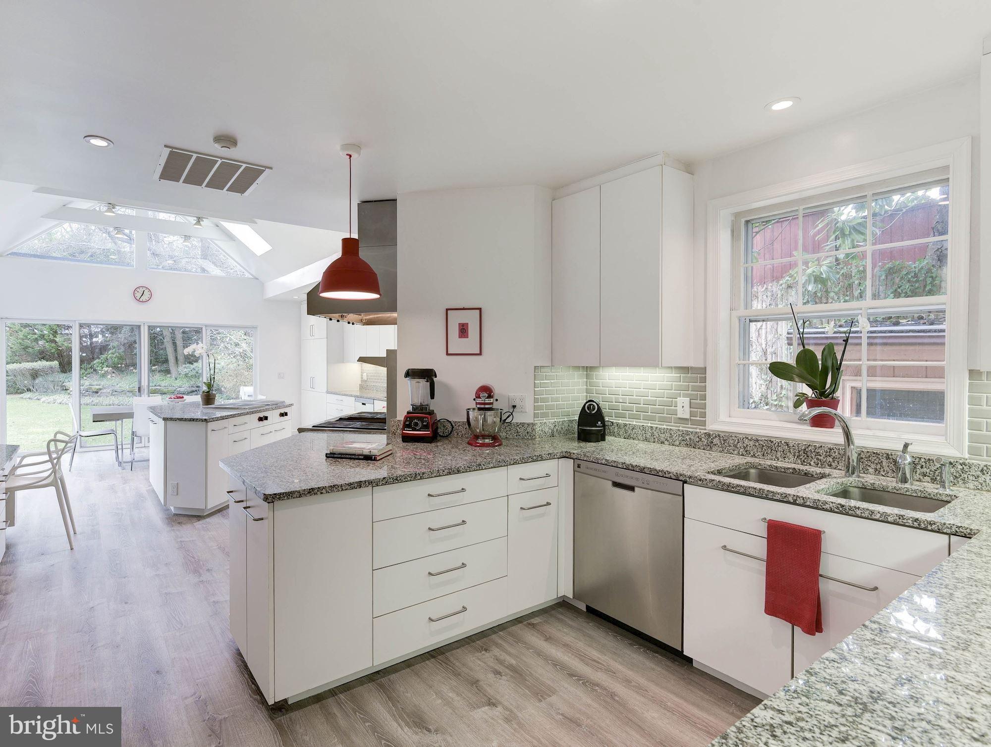 SPRING VALLEY - Residential