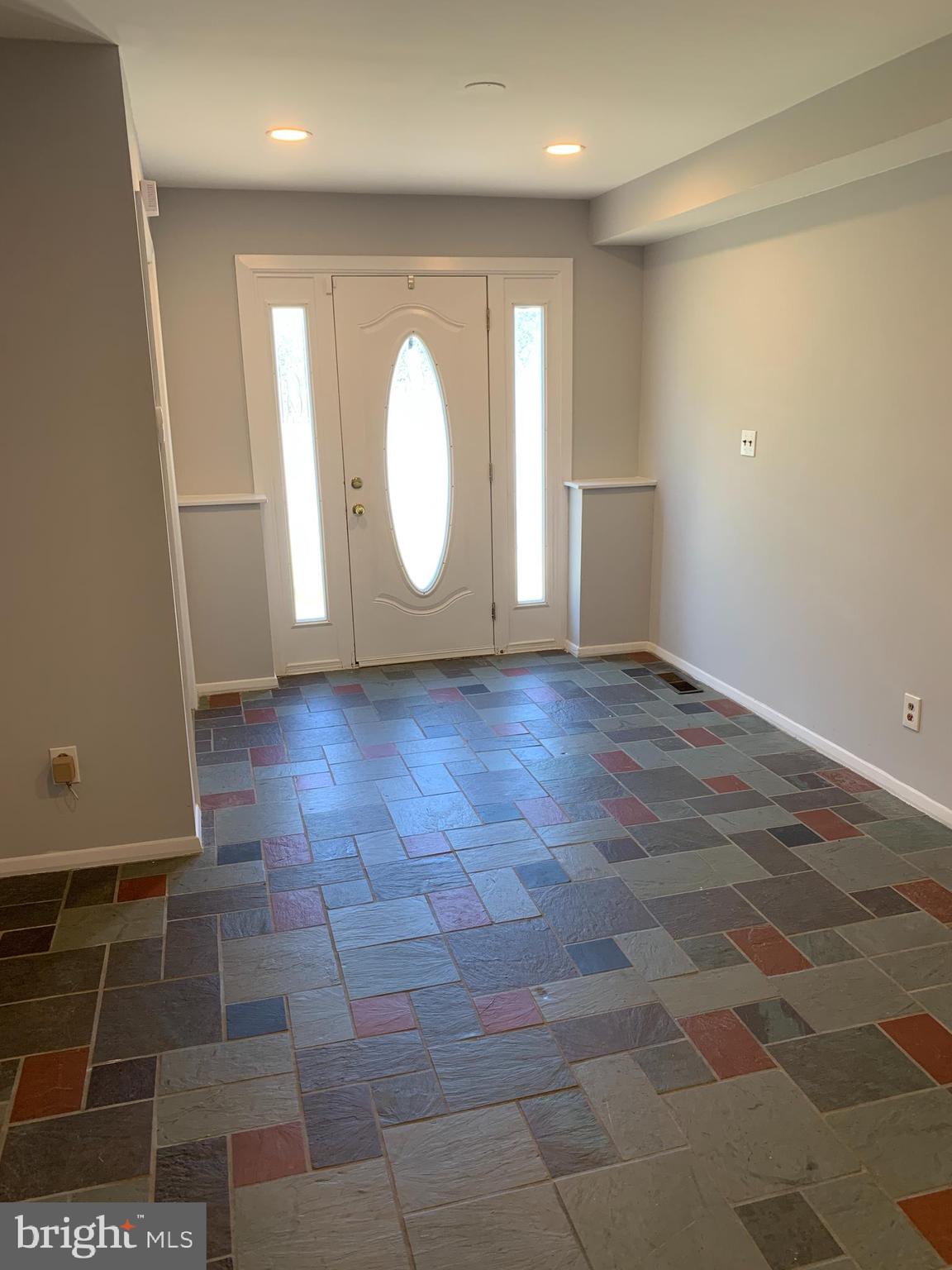 18 FLANDERS RIDGE COURT