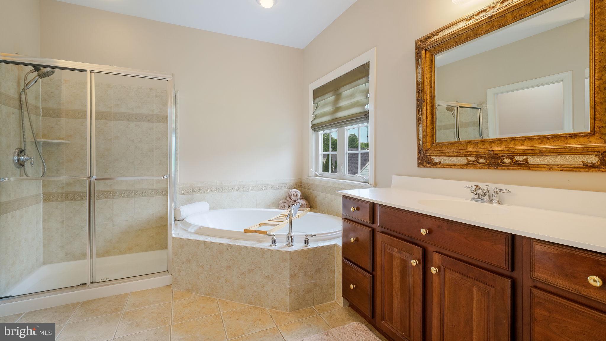 ASHTON RESERVE - Residential