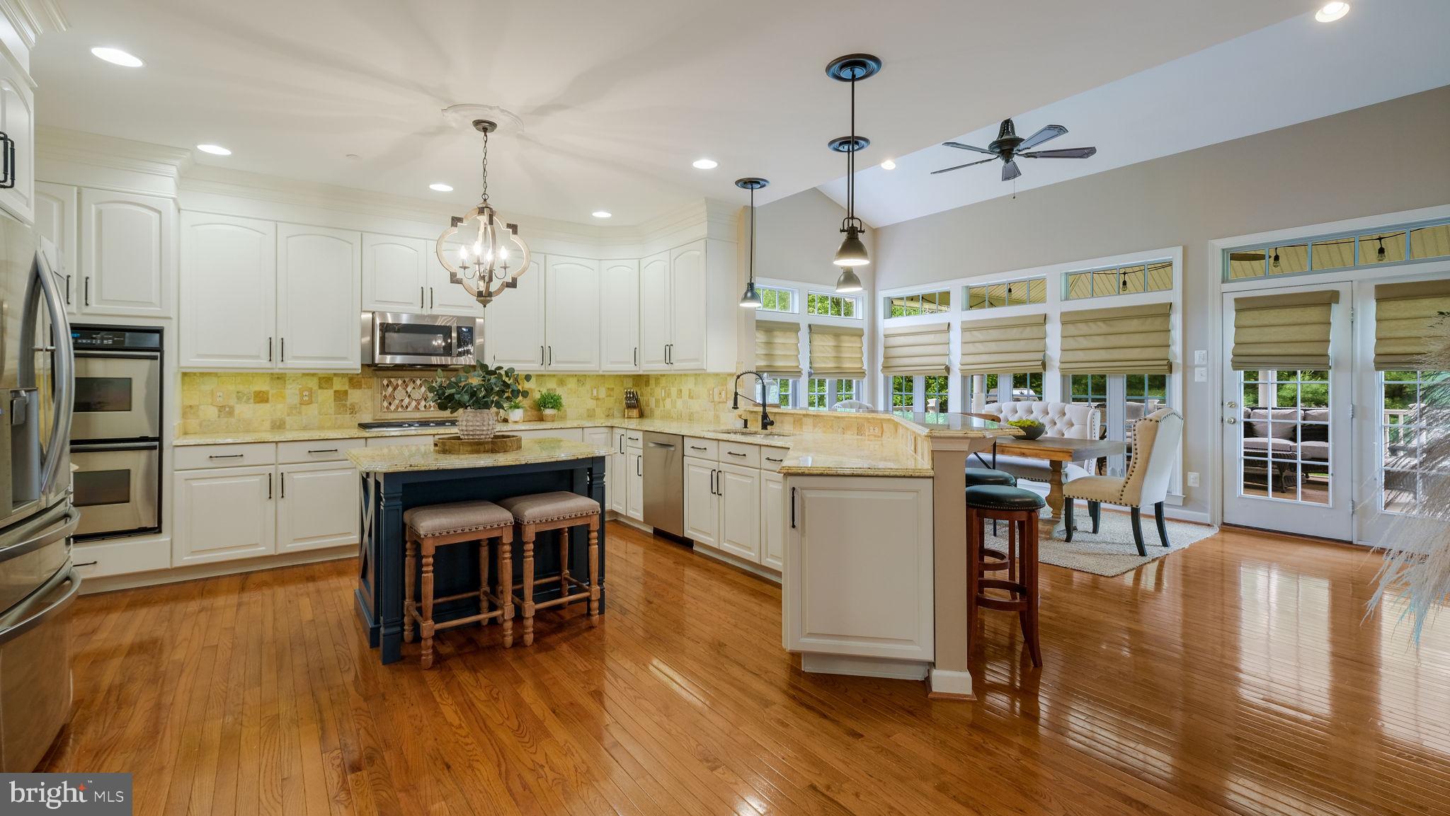 ASHTON RESERVE - Residential