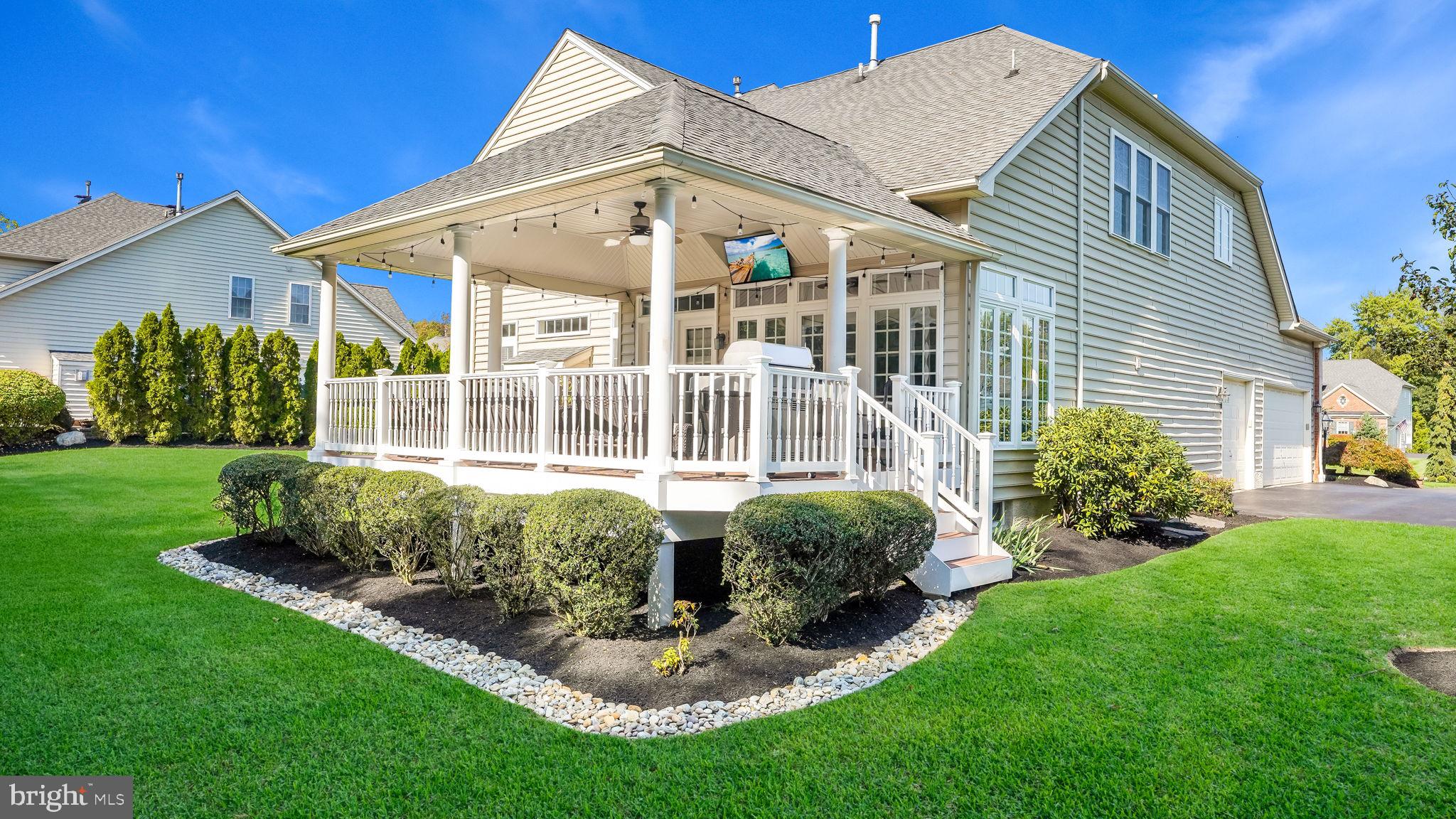 ASHTON RESERVE - Residential