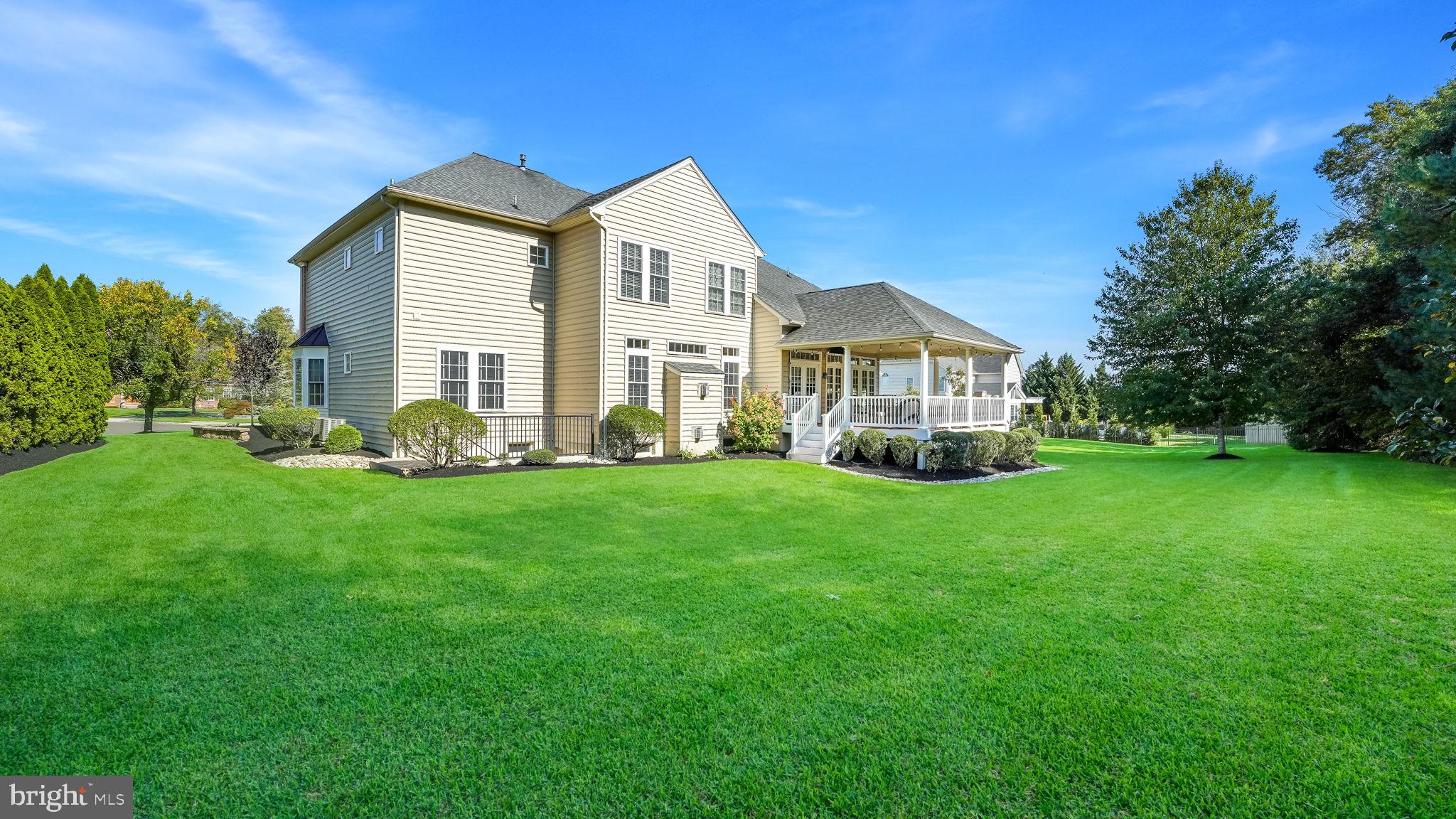 ASHTON RESERVE - Residential