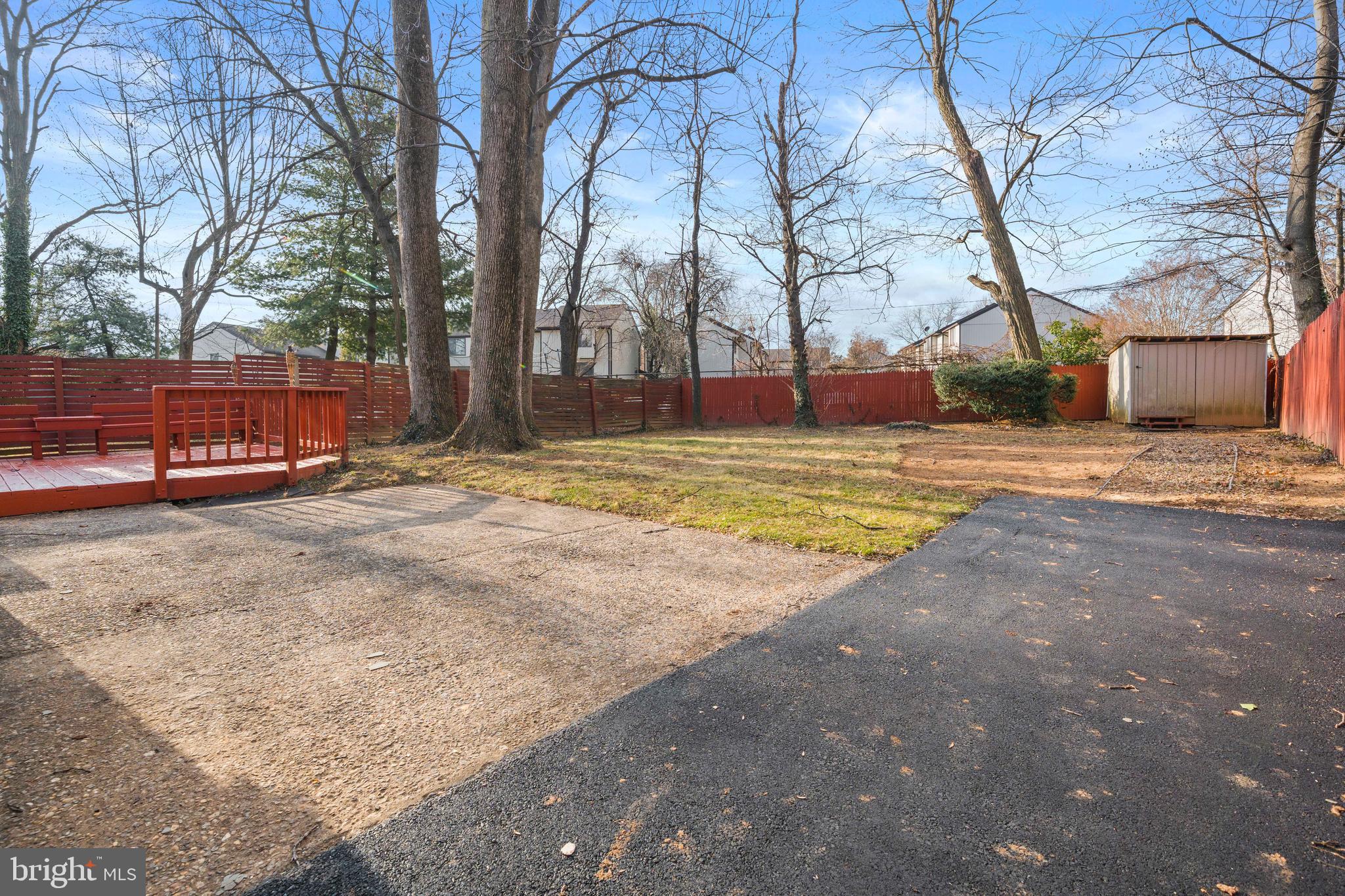 HUNTING RIDGE - Residential