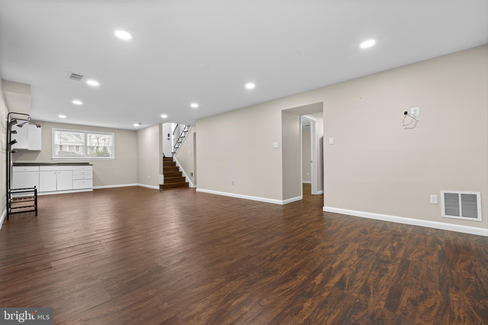 HUNTING RIDGE - Residential