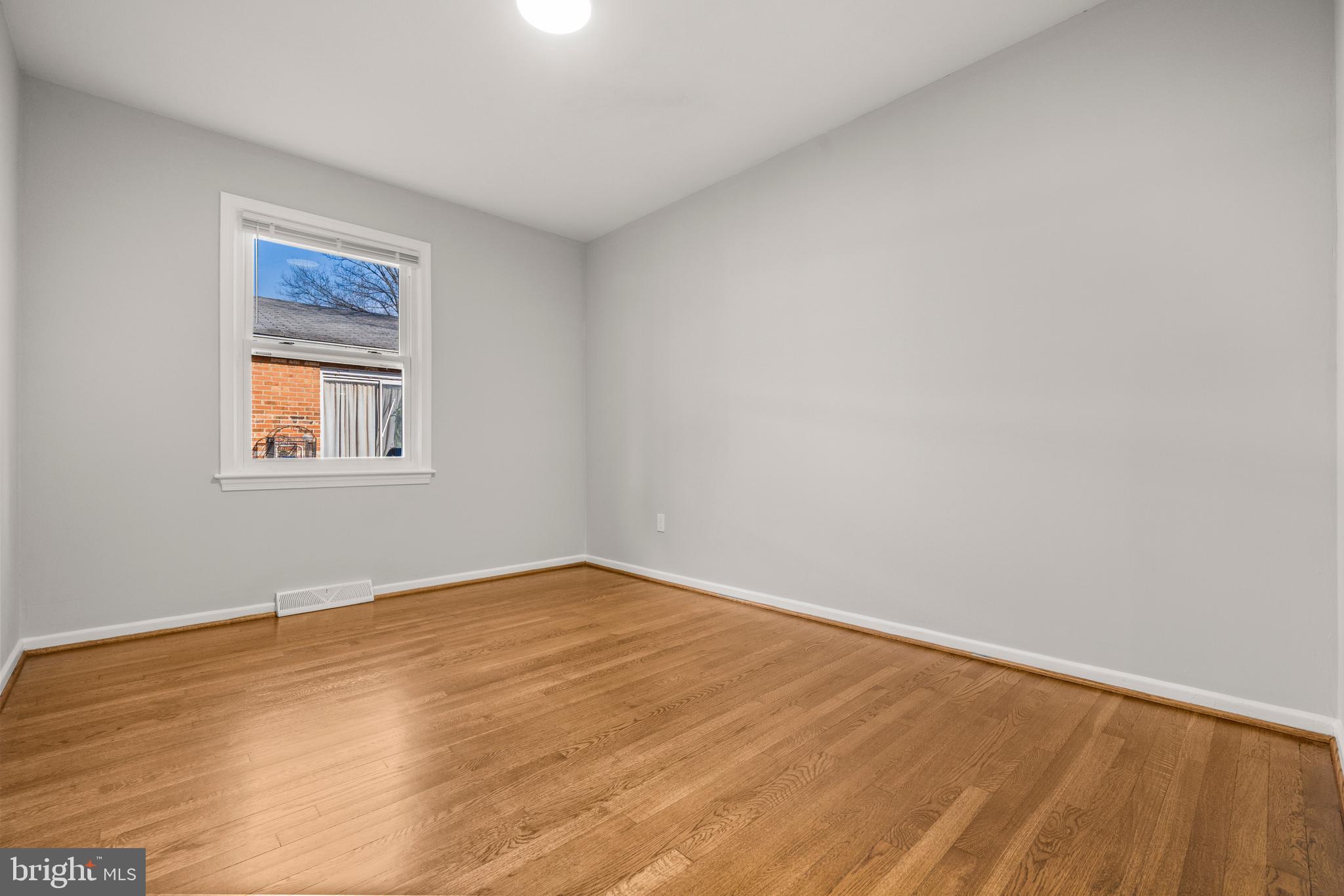 HUNTING RIDGE - Residential