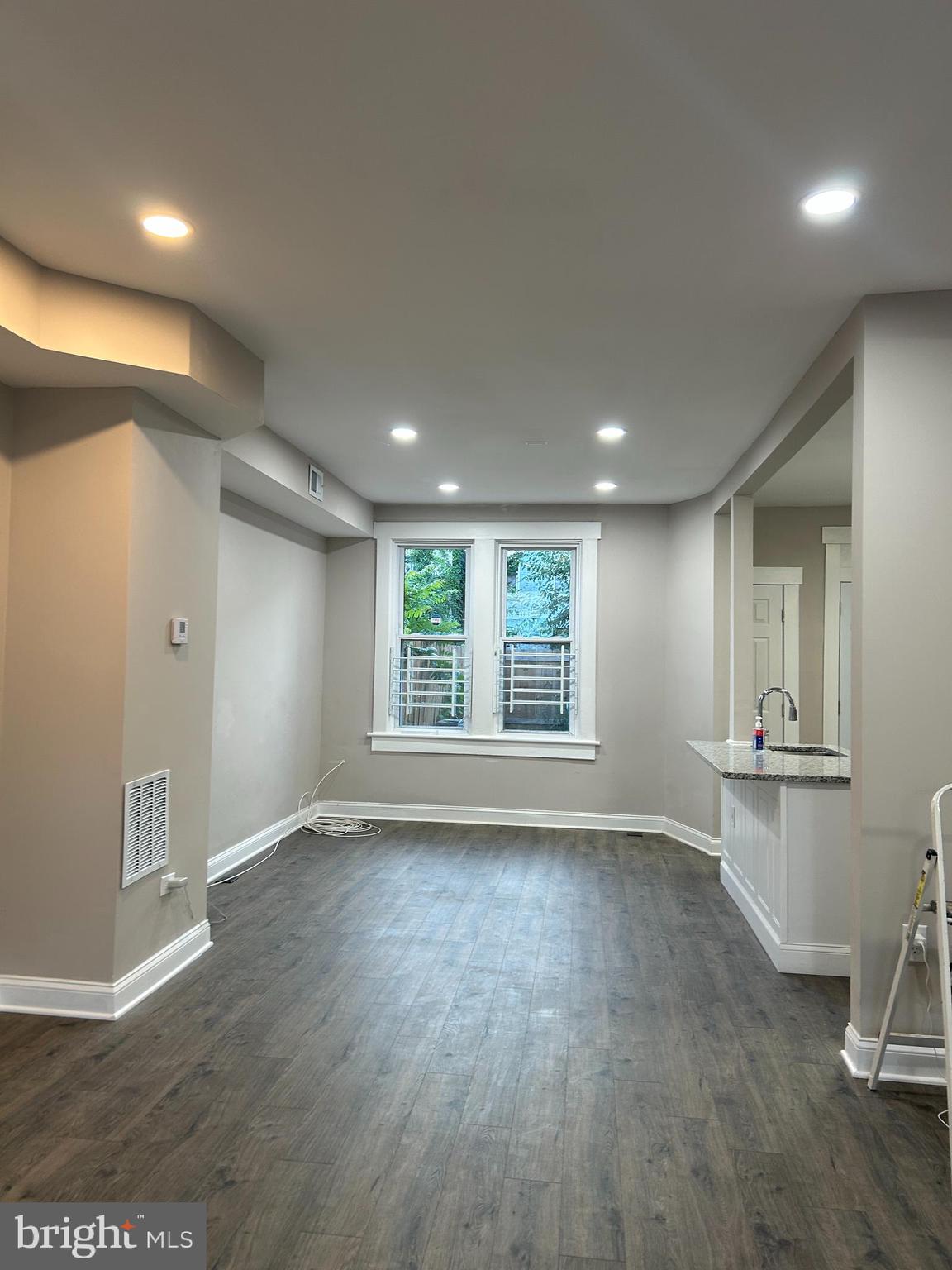 COPPIN HEIGHTS - Residential