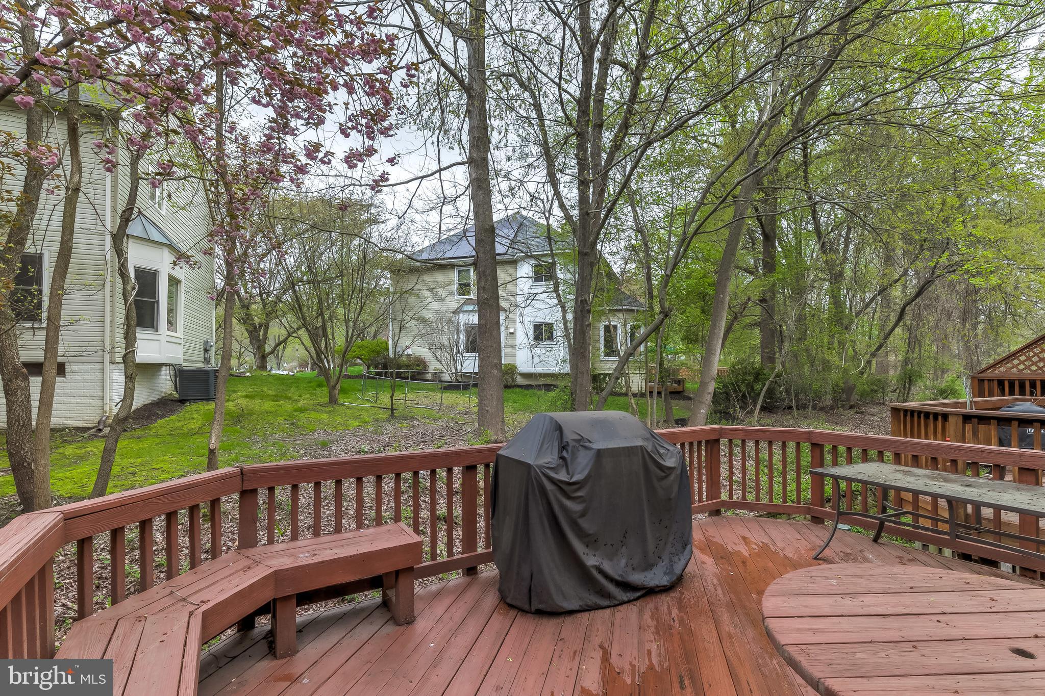 JAMES CREEK - Residential