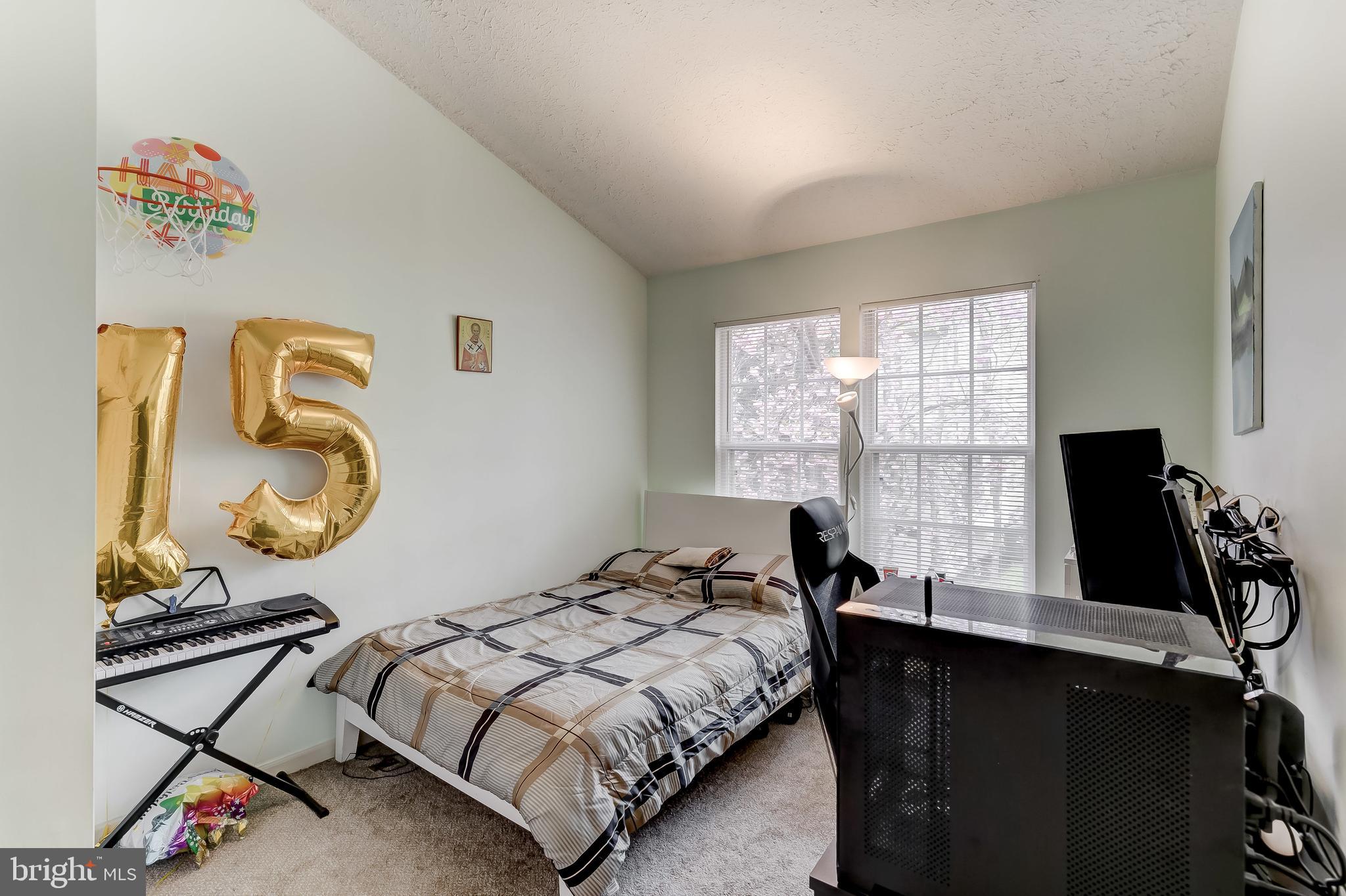 JAMES CREEK - Residential