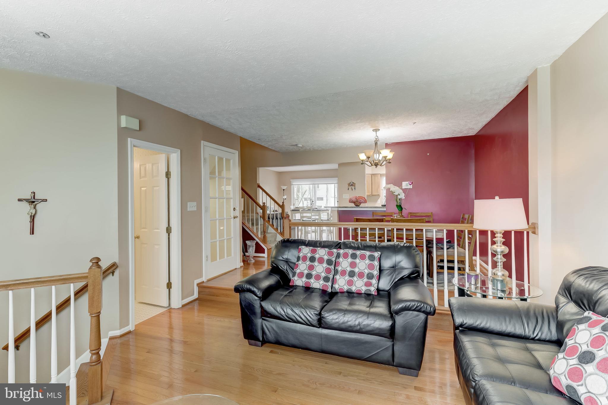 JAMES CREEK - Residential