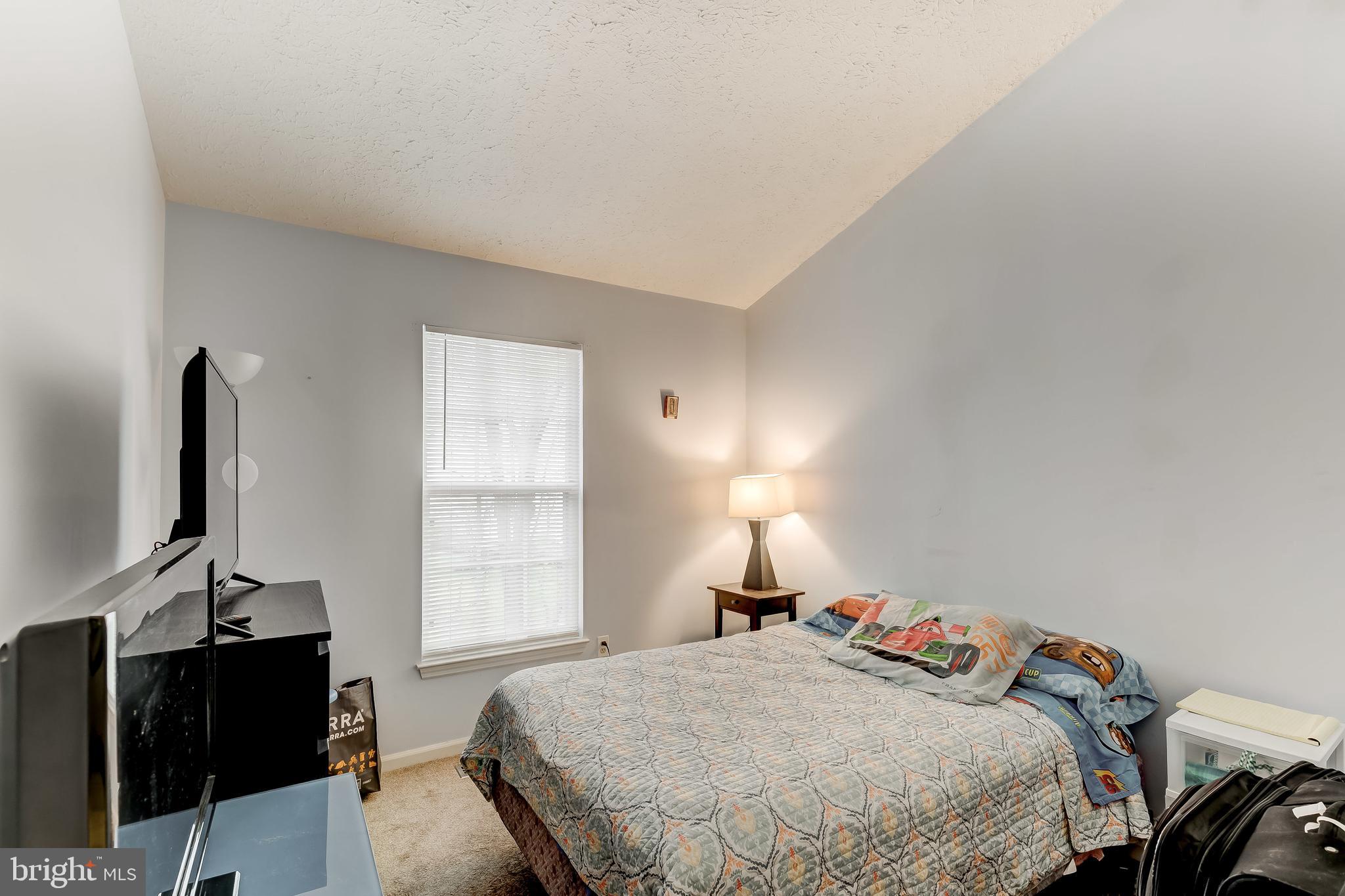 JAMES CREEK - Residential