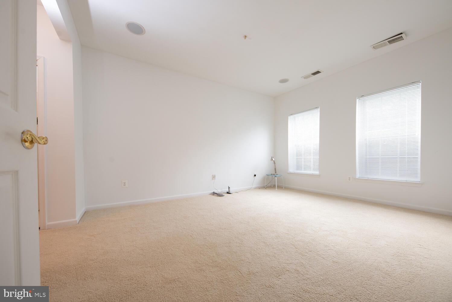 REGENT PARK - Residential