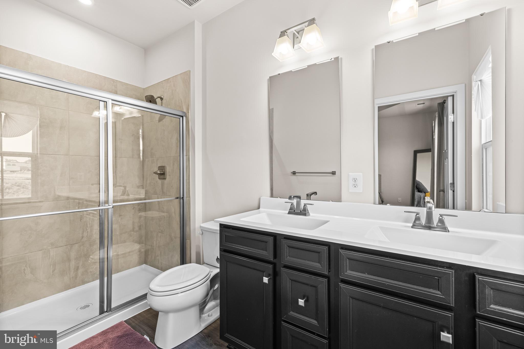 JAMES RUN TOWNHOMES - Residential Lease