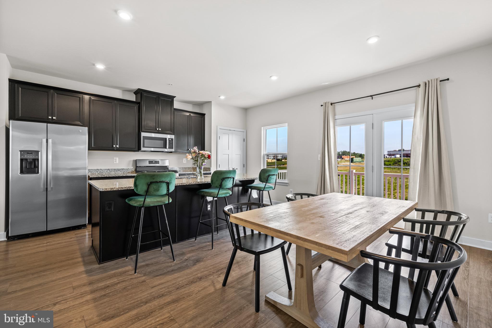 JAMES RUN TOWNHOMES - Residential Lease