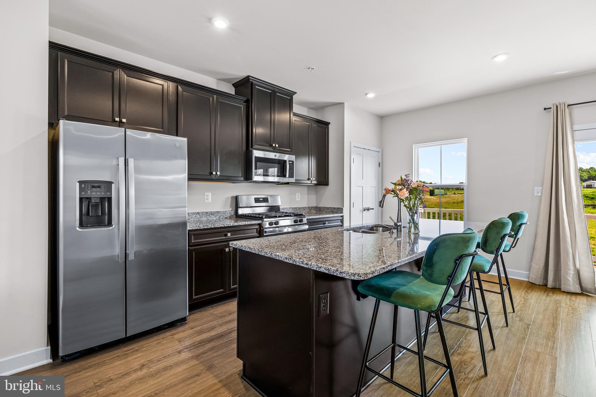 JAMES RUN TOWNHOMES - Residential Lease