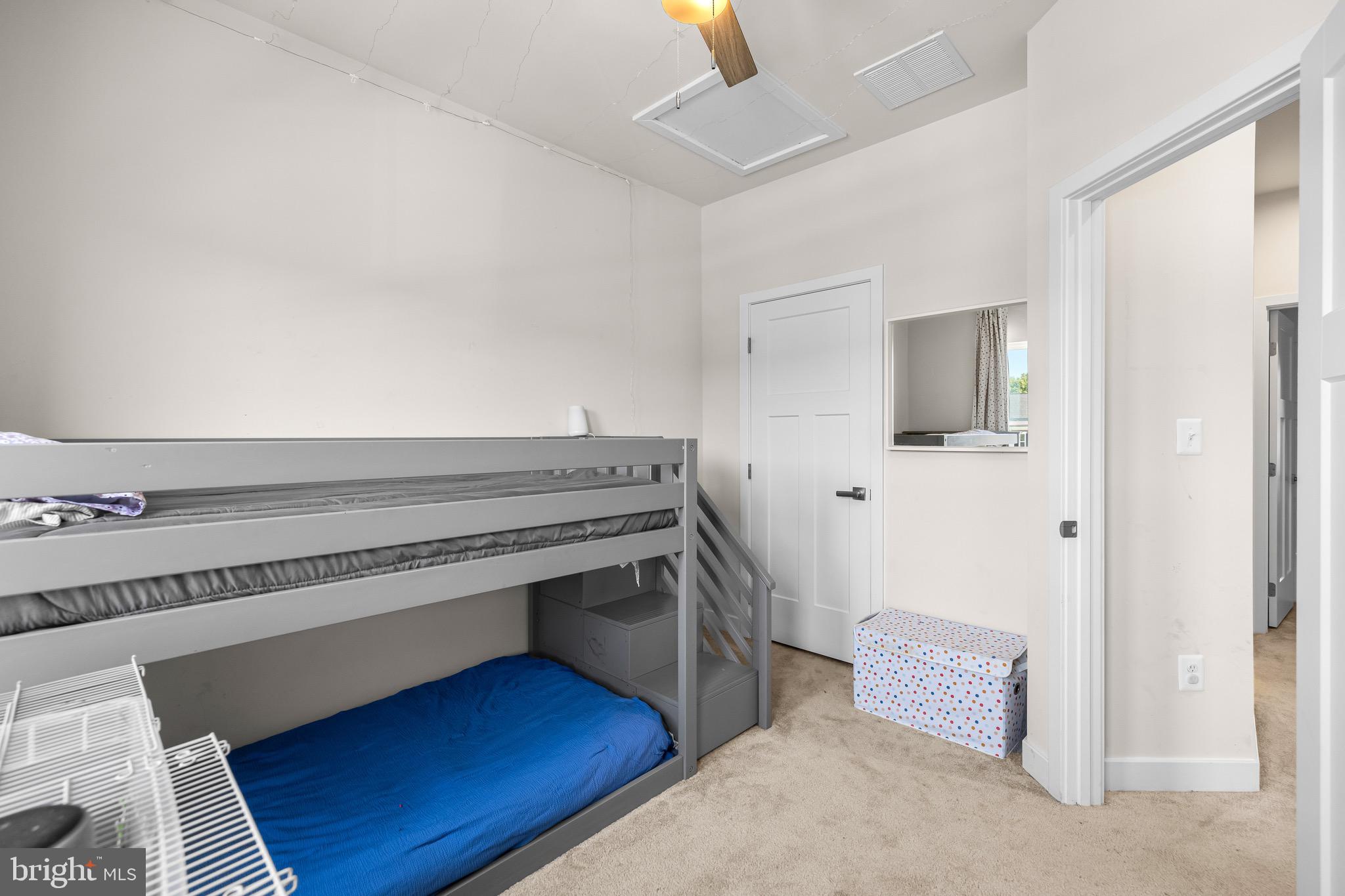 JAMES RUN TOWNHOMES - Residential Lease