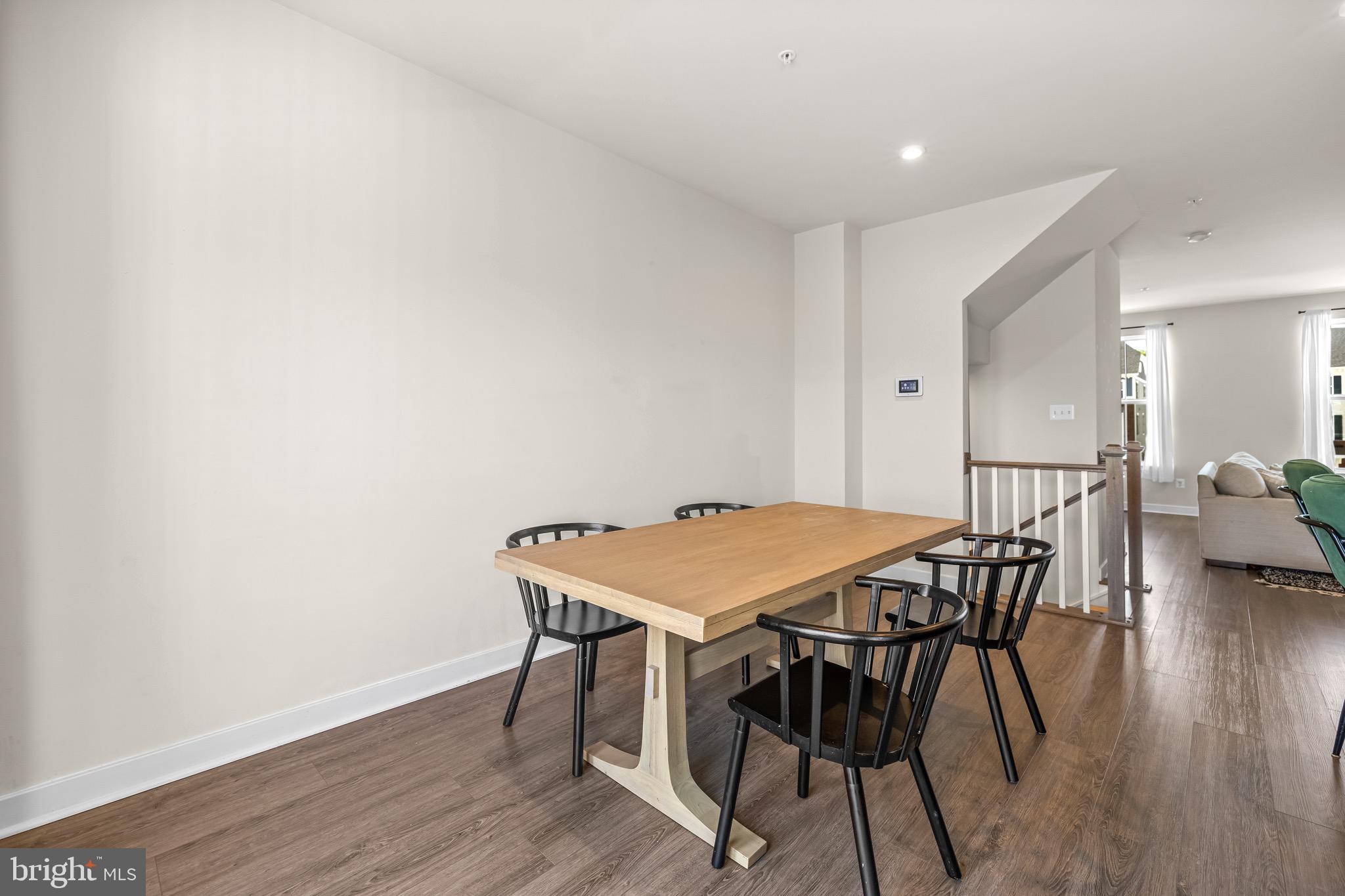 JAMES RUN TOWNHOMES - Residential Lease